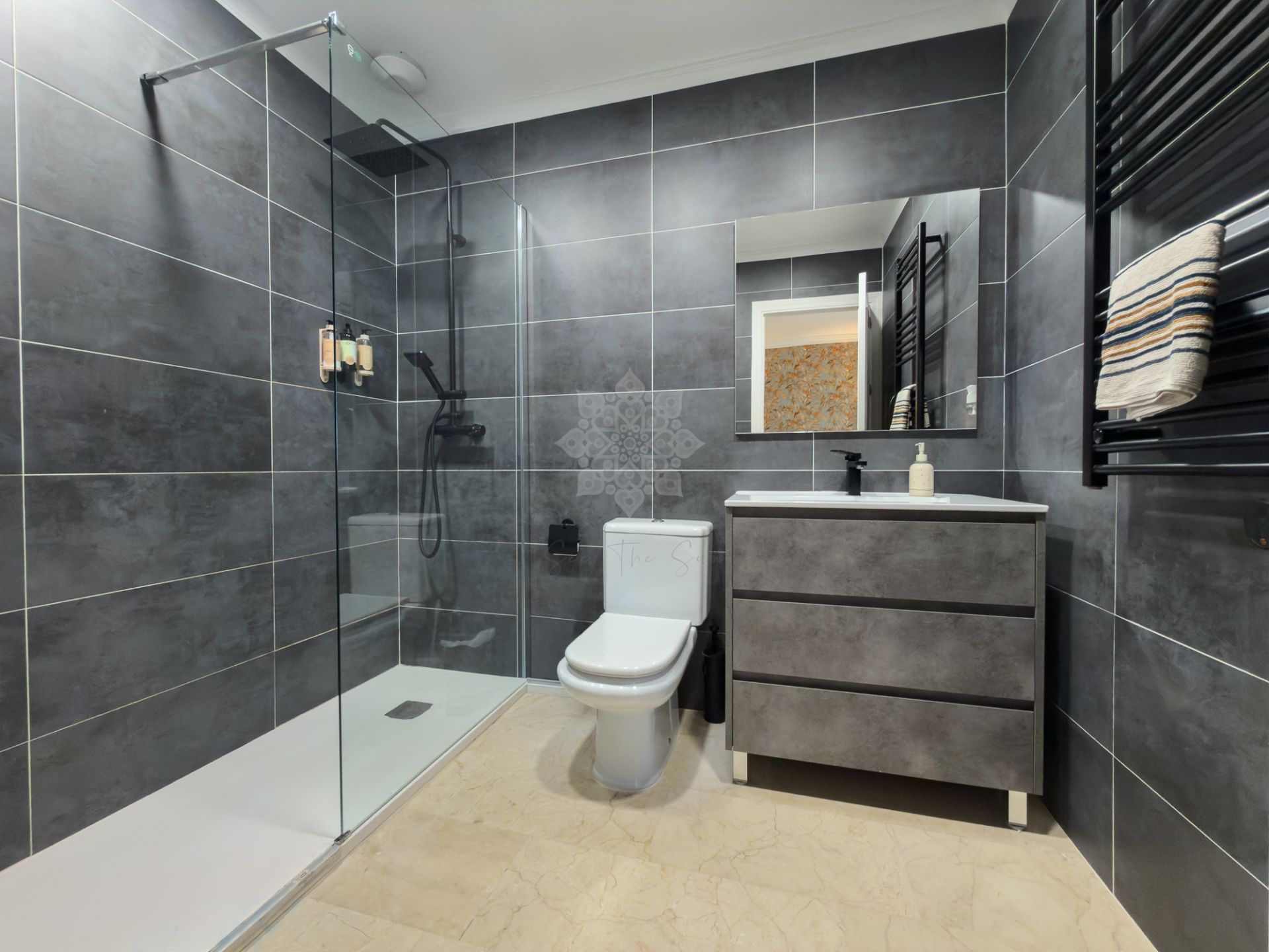 Ground Floor Apartment in Elviria Playa, Marbella