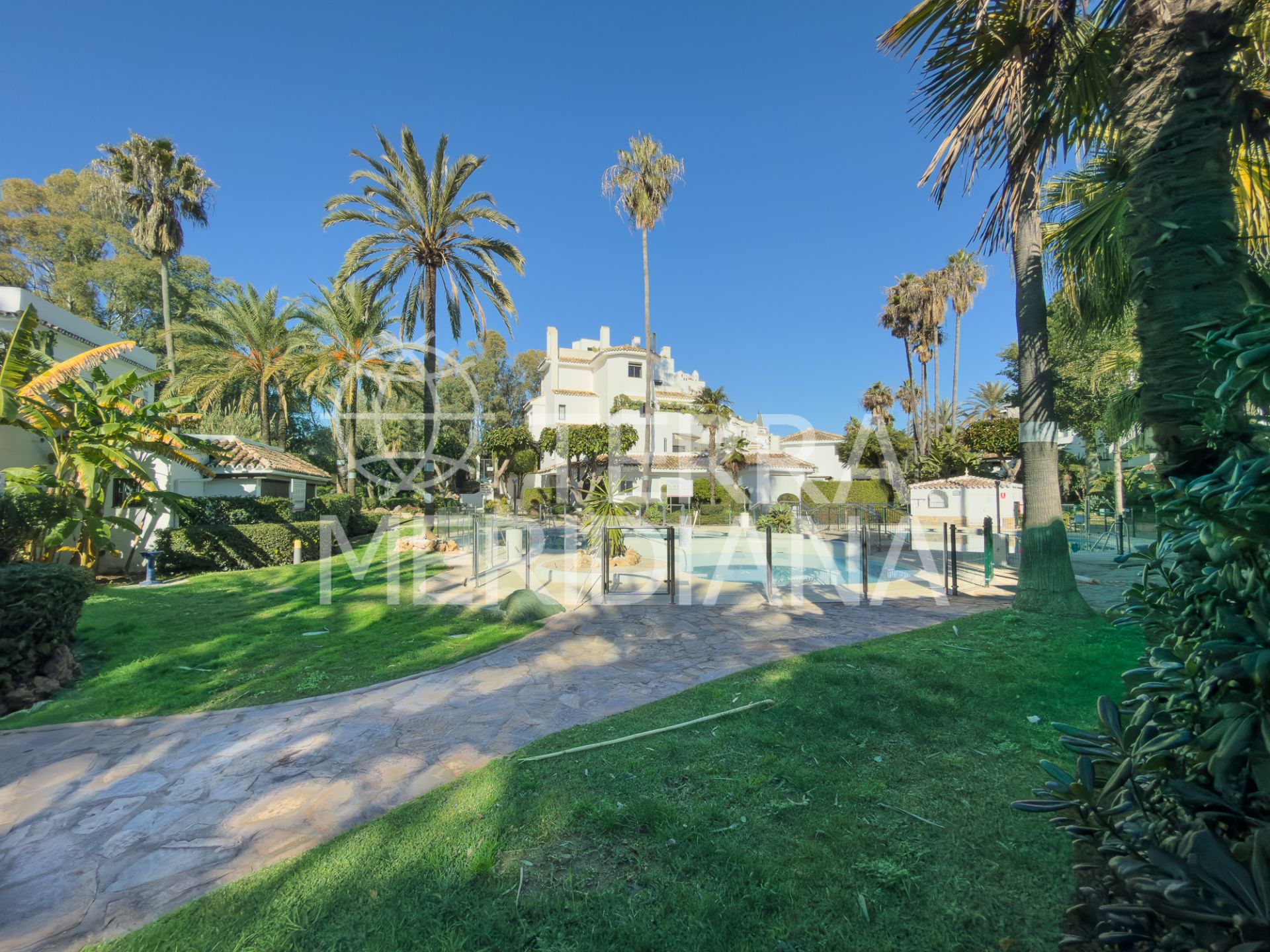 Ground Floor Apartment in Elviria Playa, Marbella