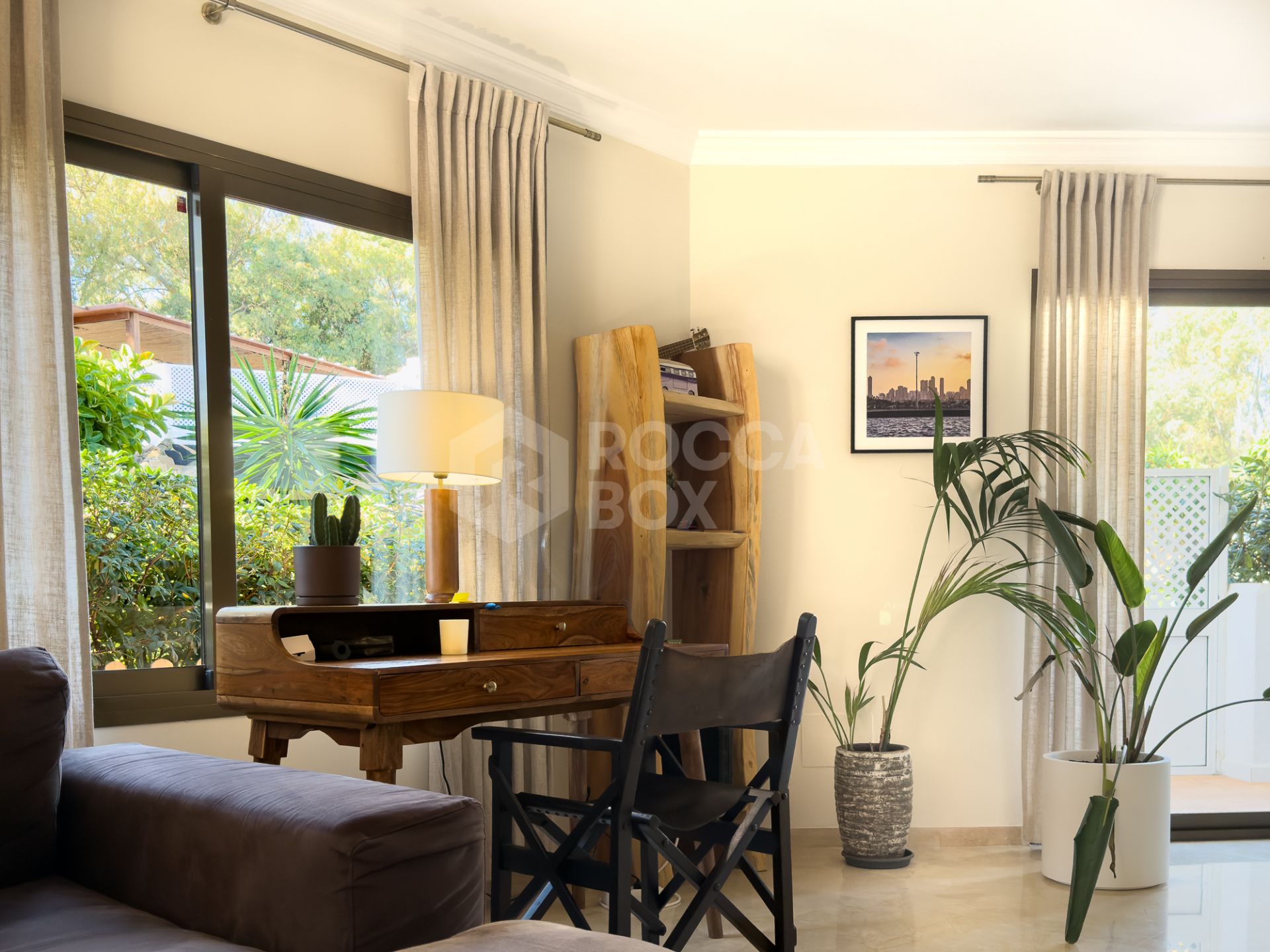 Beachfront Apartment for Sale in Golden Beach Marbella