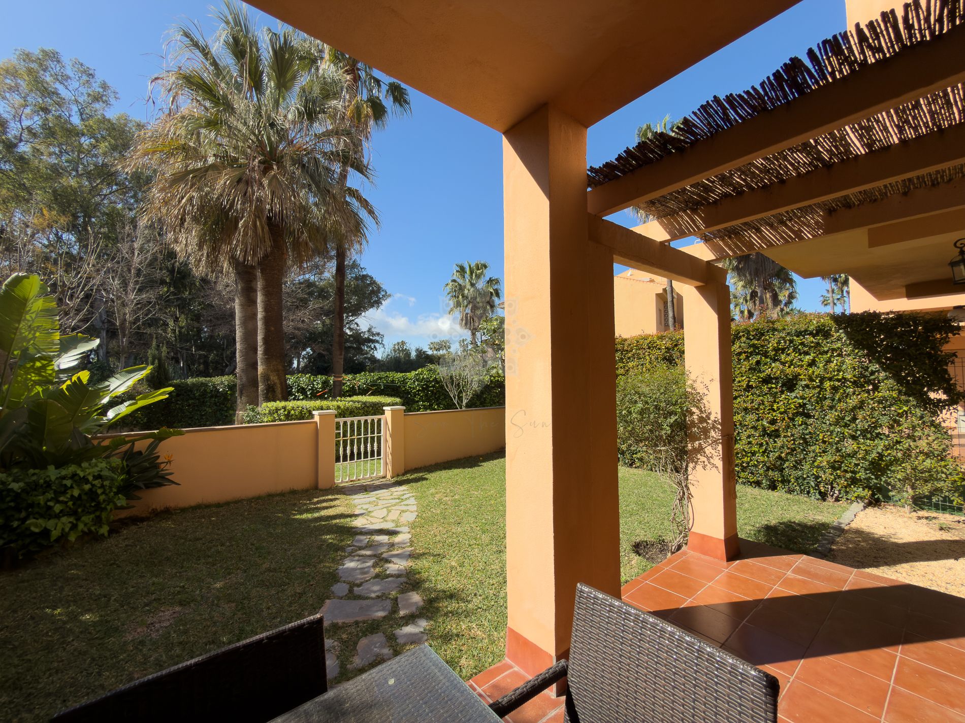 Apartamento Planta Baja en Cabopino, Marbella