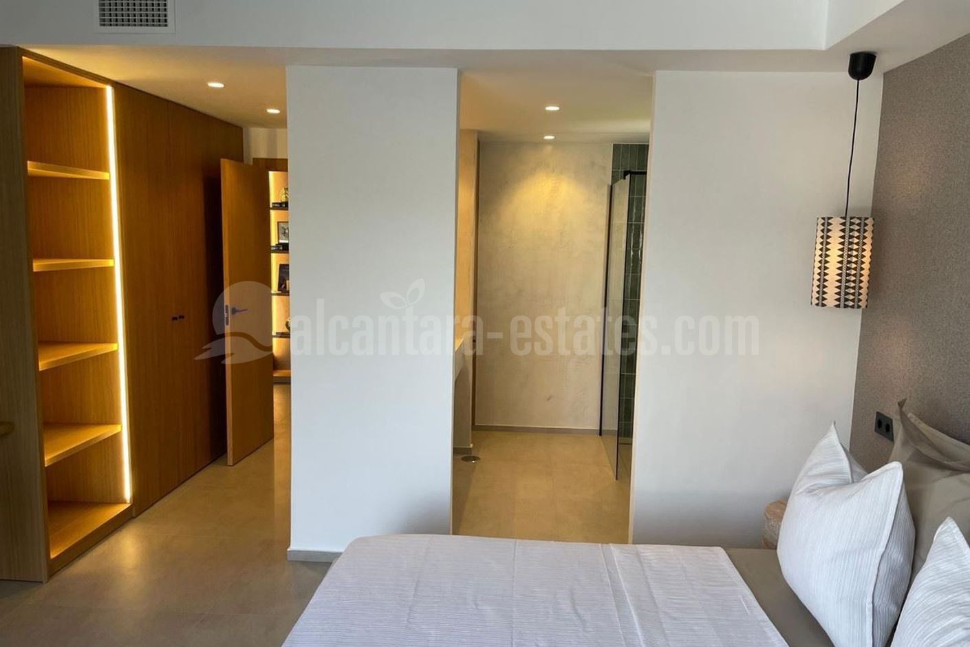 Duplex Penthouse in Aloha Gardens, Marbella