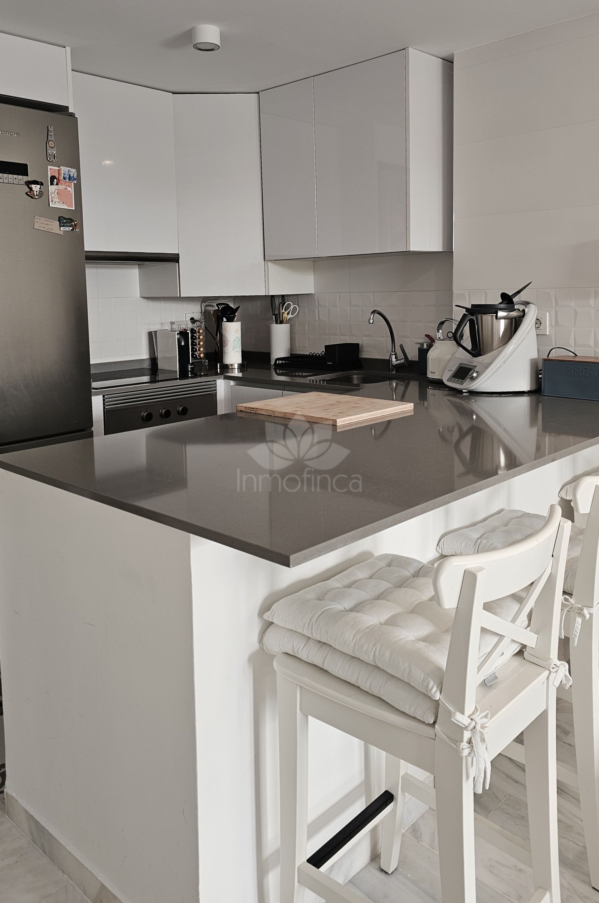 Apartment in Doña Julia, Casares
