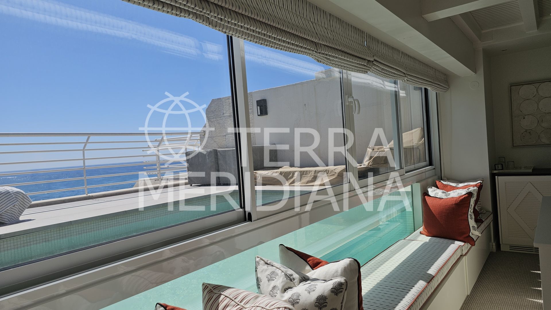 Duplex Penthouse in Marina Mariola, Marbella