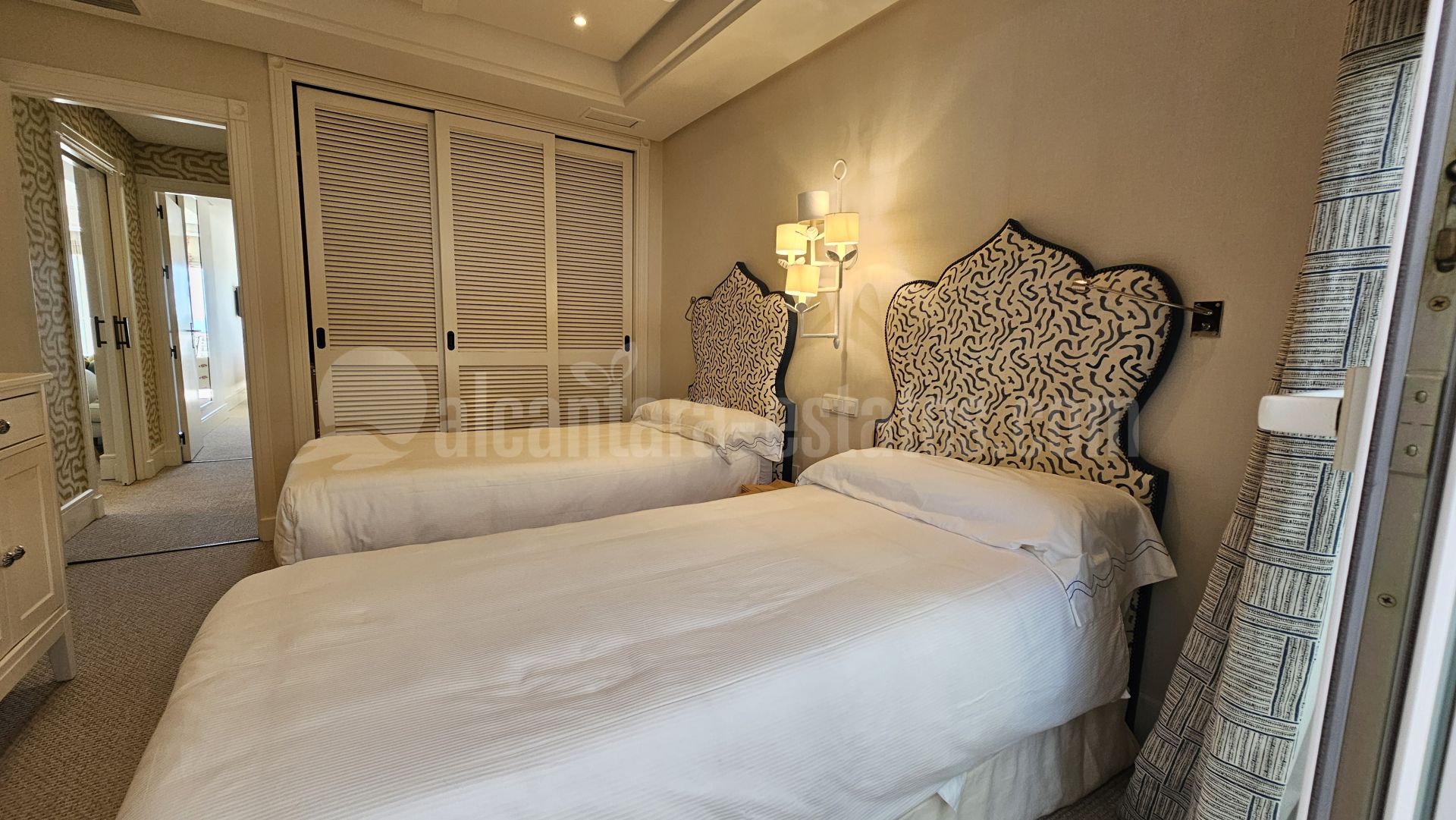 Atico Duplex en Marina Mariola, Marbella