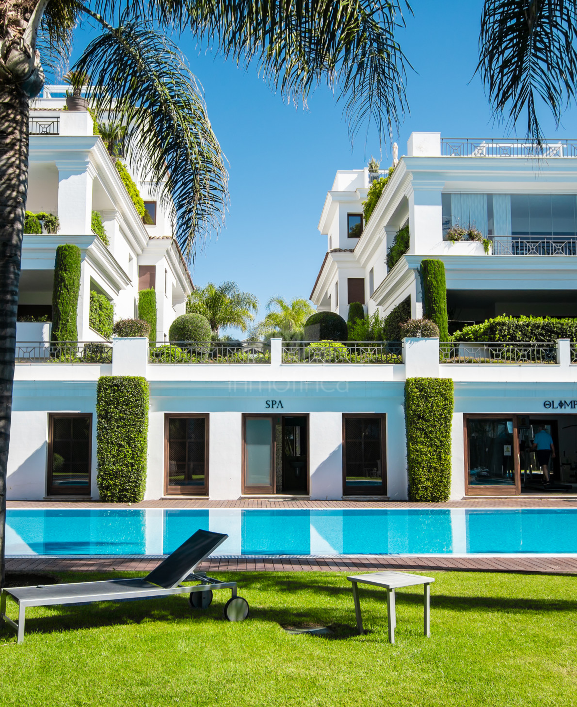 Atico Duplex en Doncella Beach, Estepona