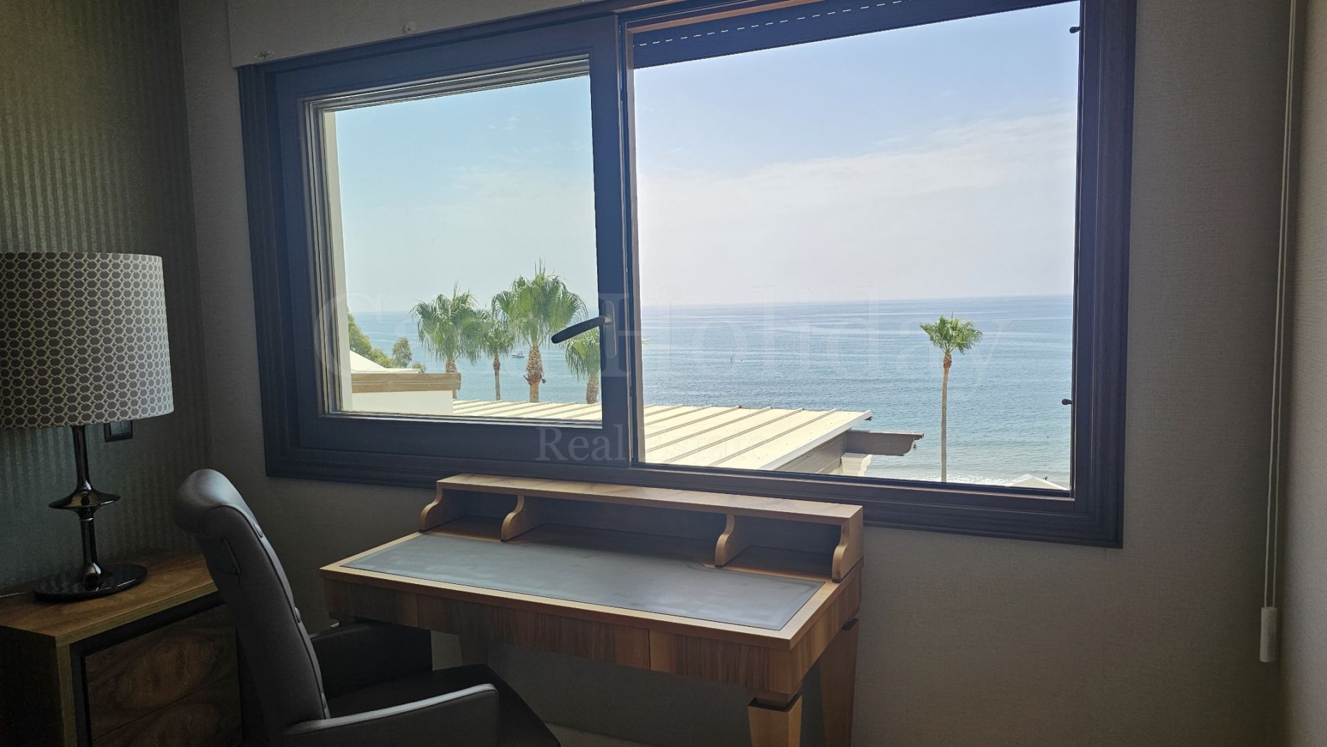 Duplex Penthouse in Doncella Beach, Estepona