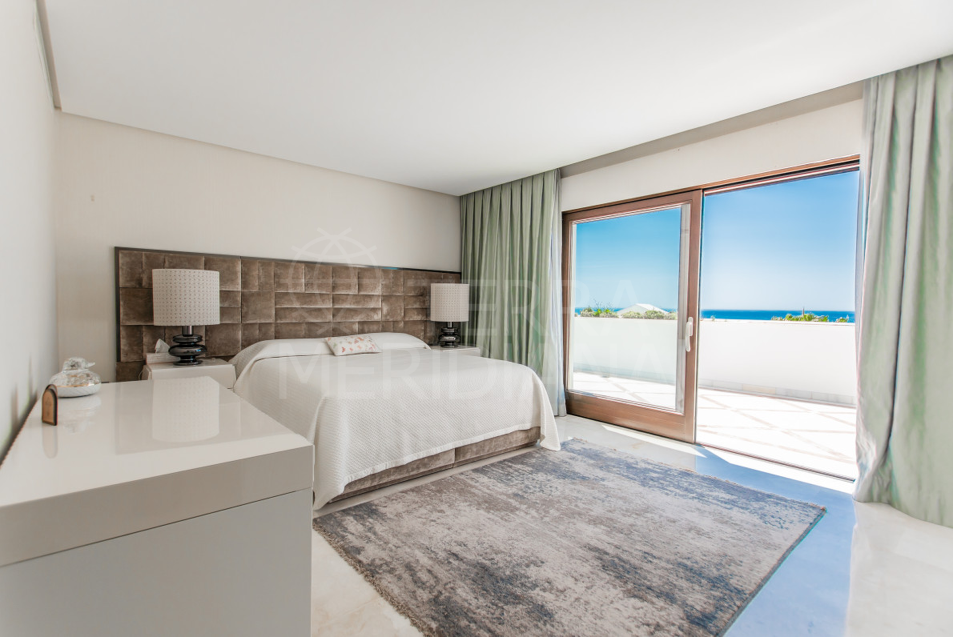 Duplex Penthouse in Doncella Beach, Estepona