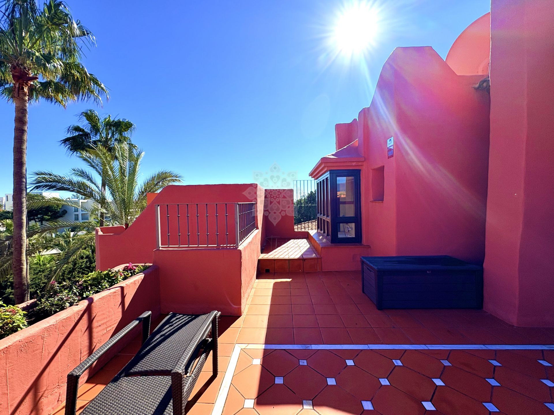 Duplex Penthouse w Menara Beach, Estepona