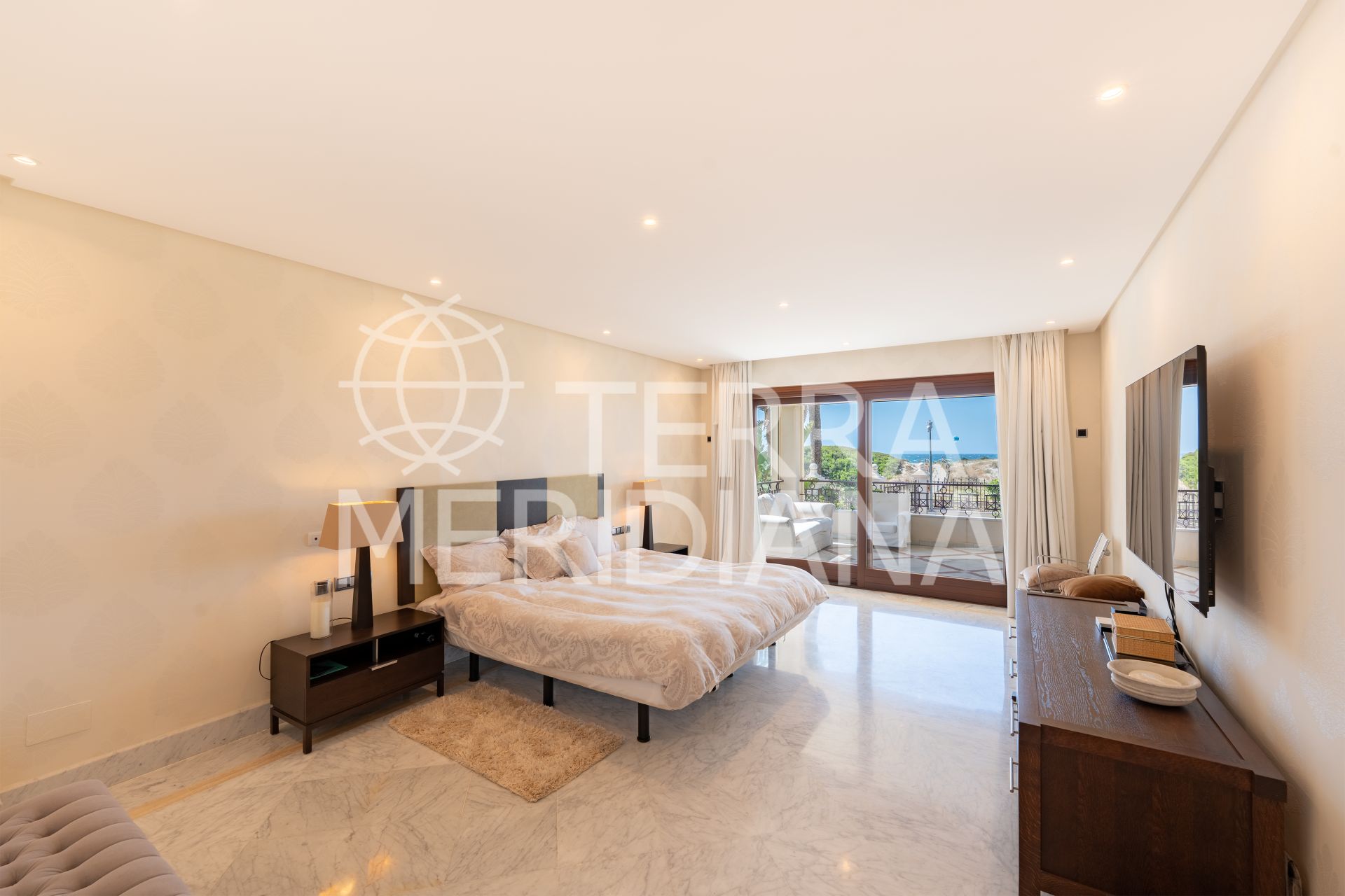 Ground Floor Apartment in La Reserva de los Monteros, Marbella