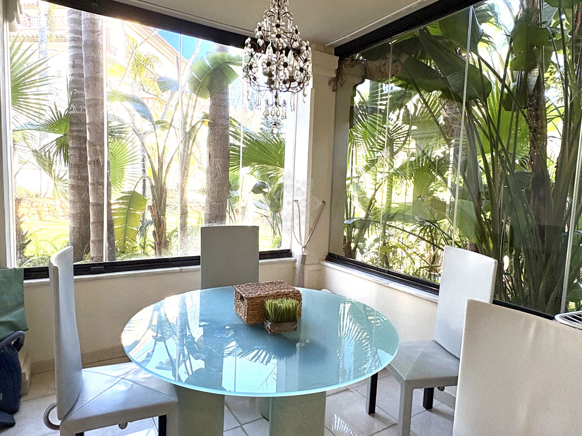 Ground Floor Apartment in La Reserva de los Monteros, Marbella