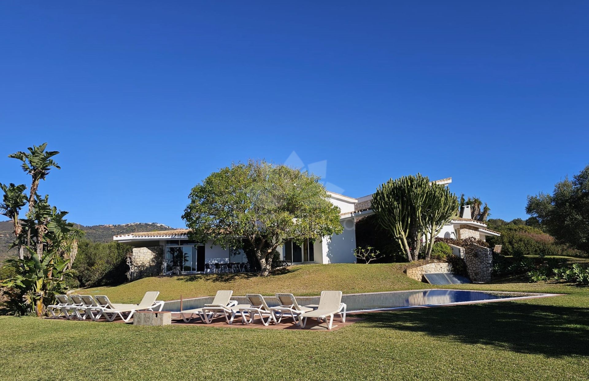 Villa in Elviria, Marbella
