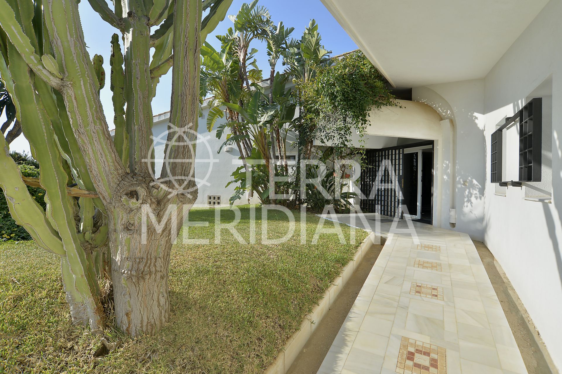 Villa in Elviria, Marbella