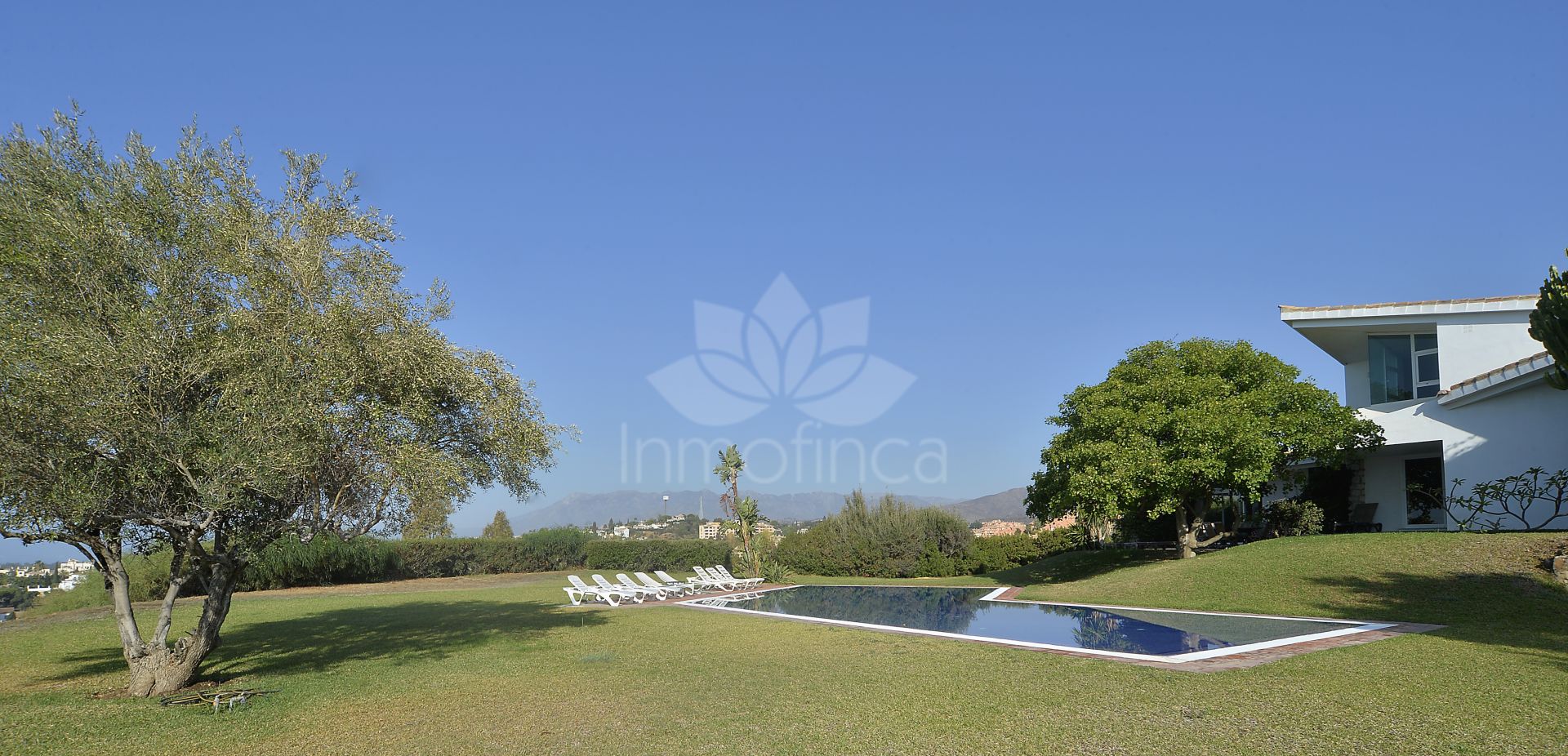 Villa in Elviria, Marbella