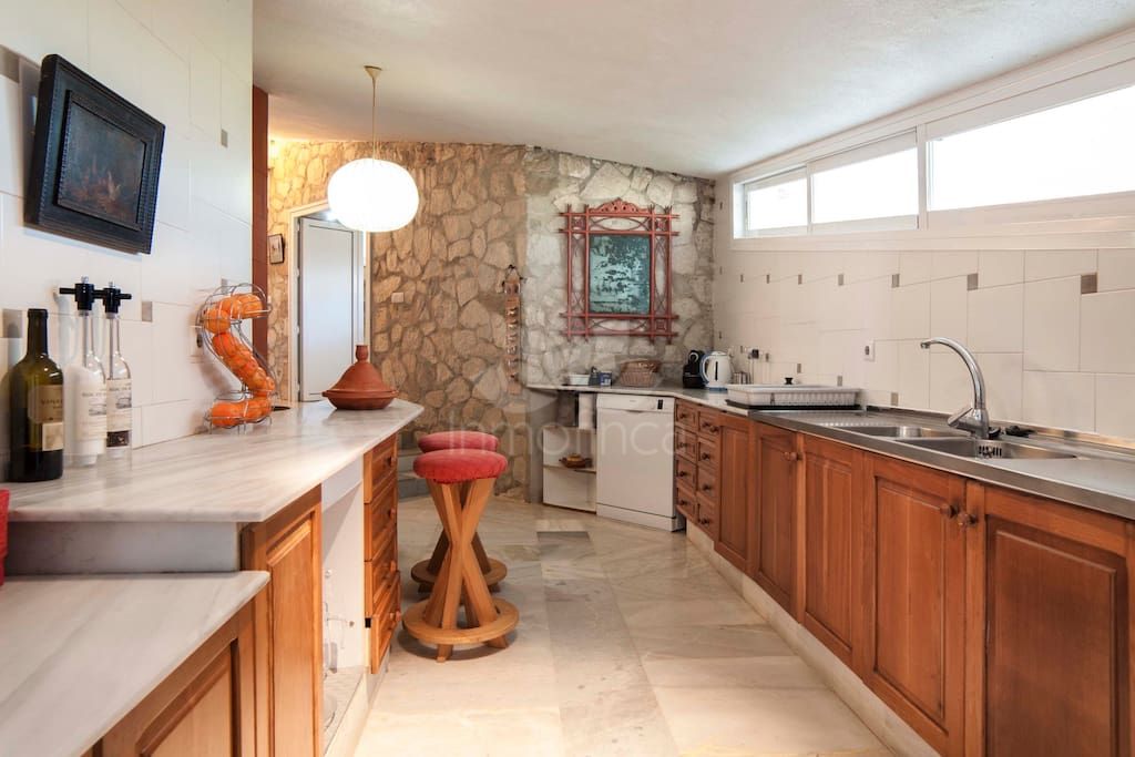 Villa in Elviria, Marbella