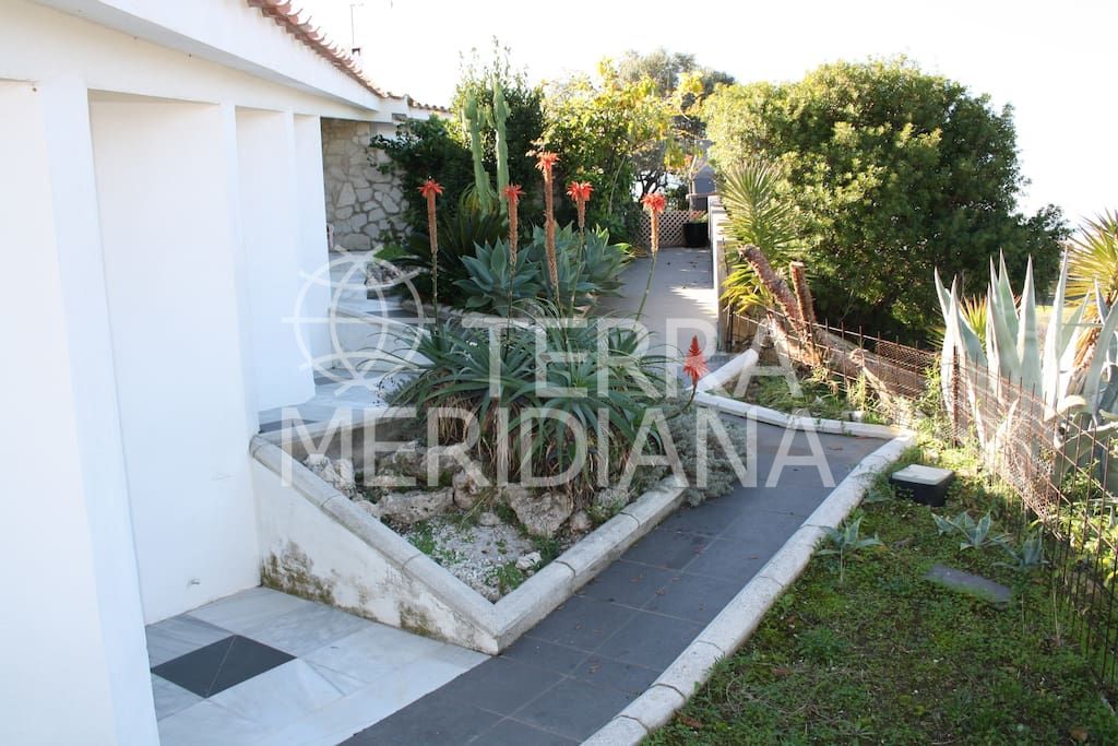 Villa in Elviria, Marbella