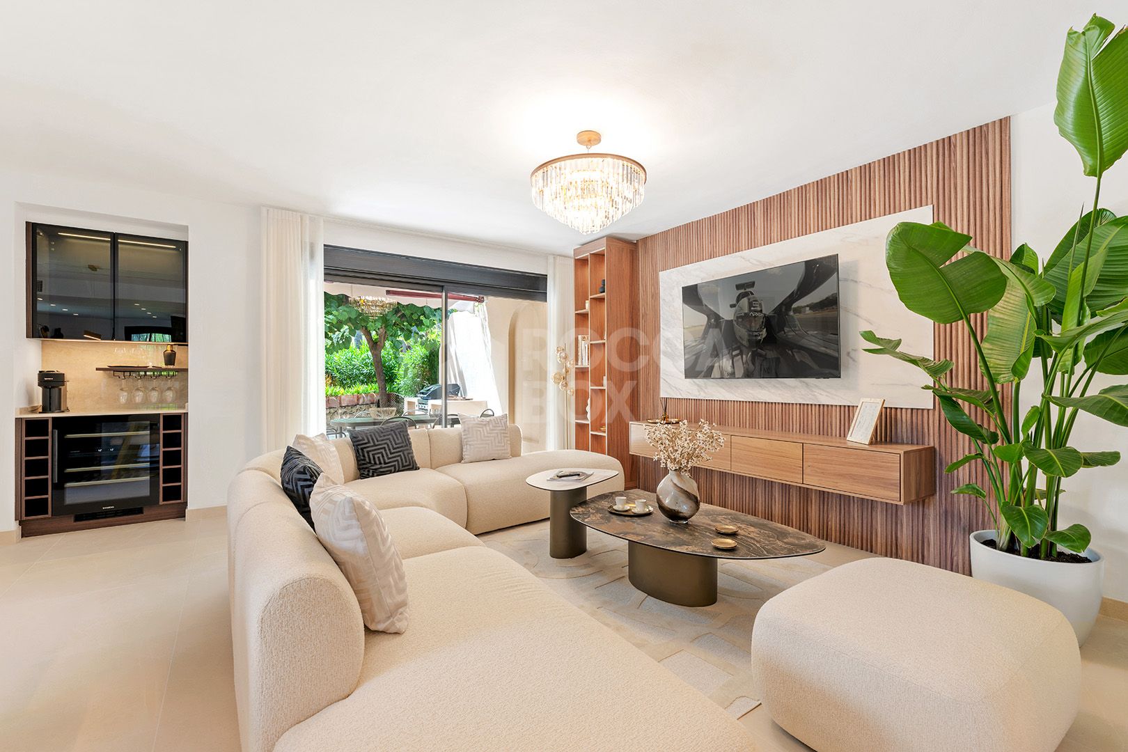 Semi Detached House for sale in Jardines de las Lomas, Marbella Golden Mile
