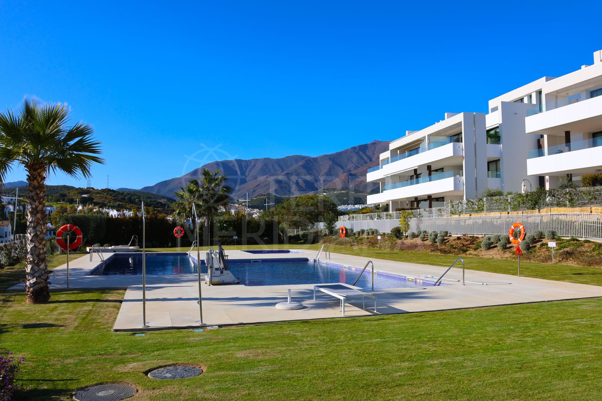 Apartment in Estepona West, Estepona