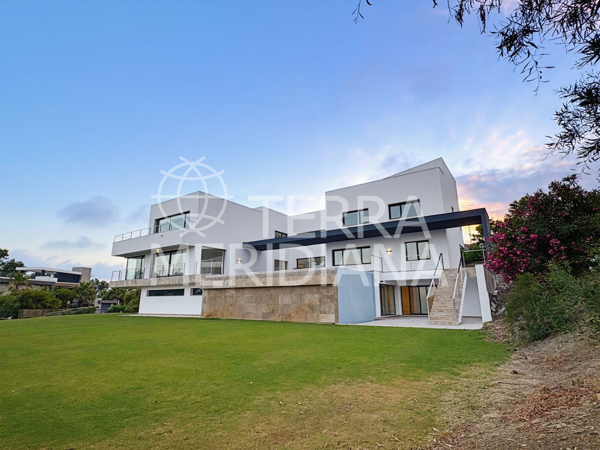 Villa in La Reserva, Sotogrande