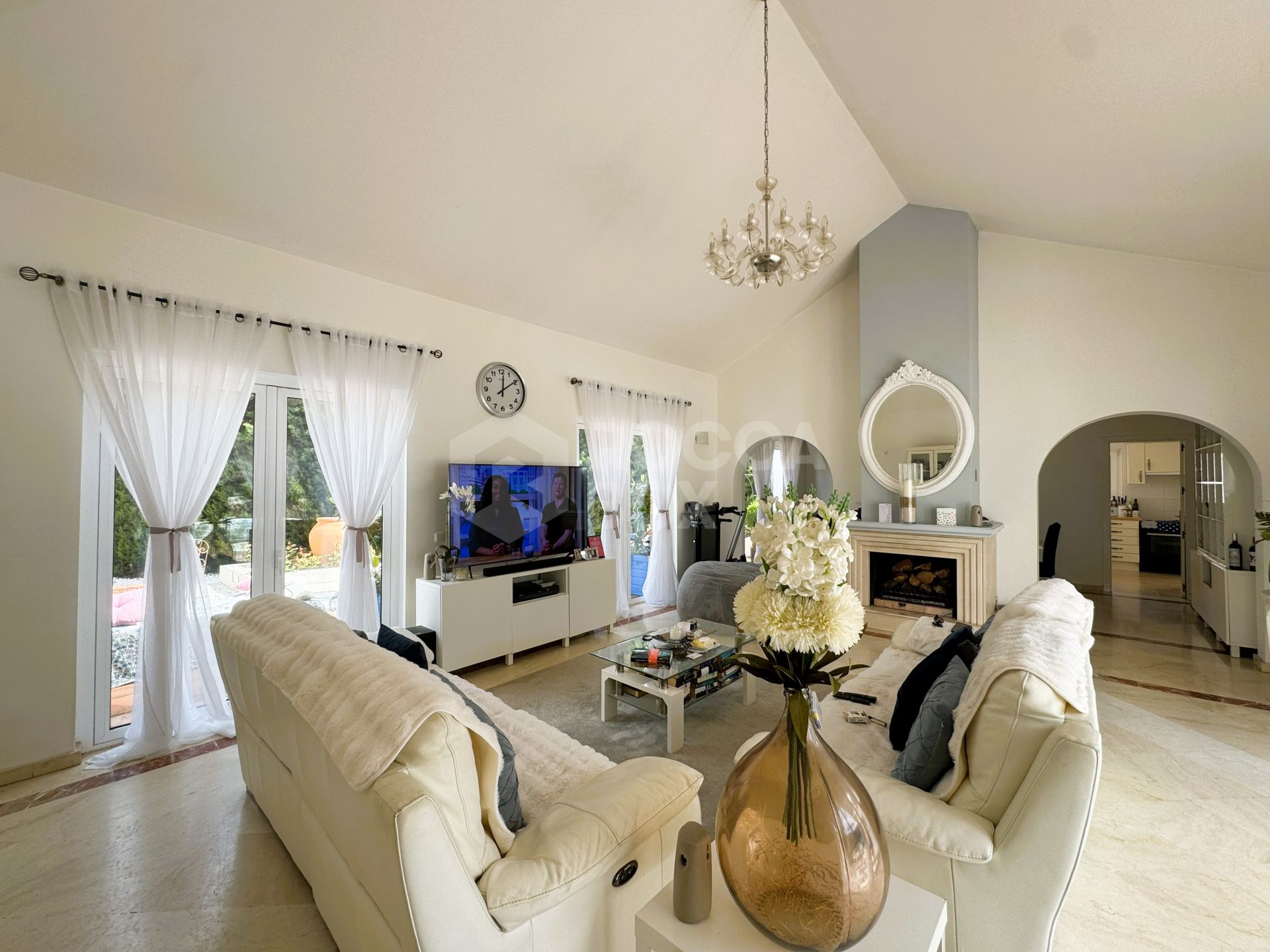 Charming Villa for Sale in Zona B, Sotogrande Costa