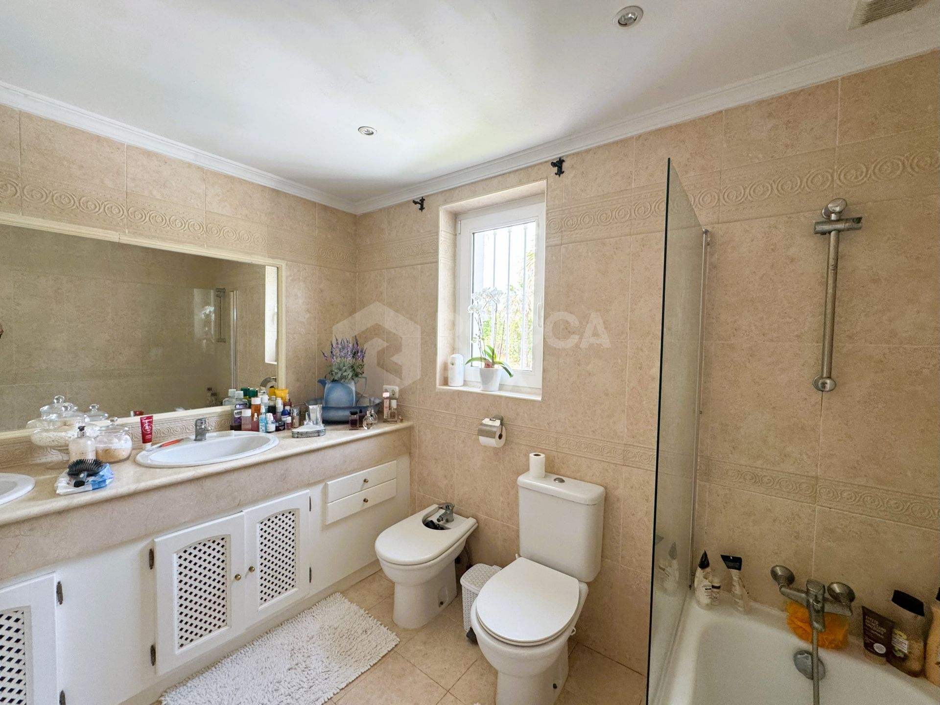Charming Villa for Sale in Zona B, Sotogrande Costa
