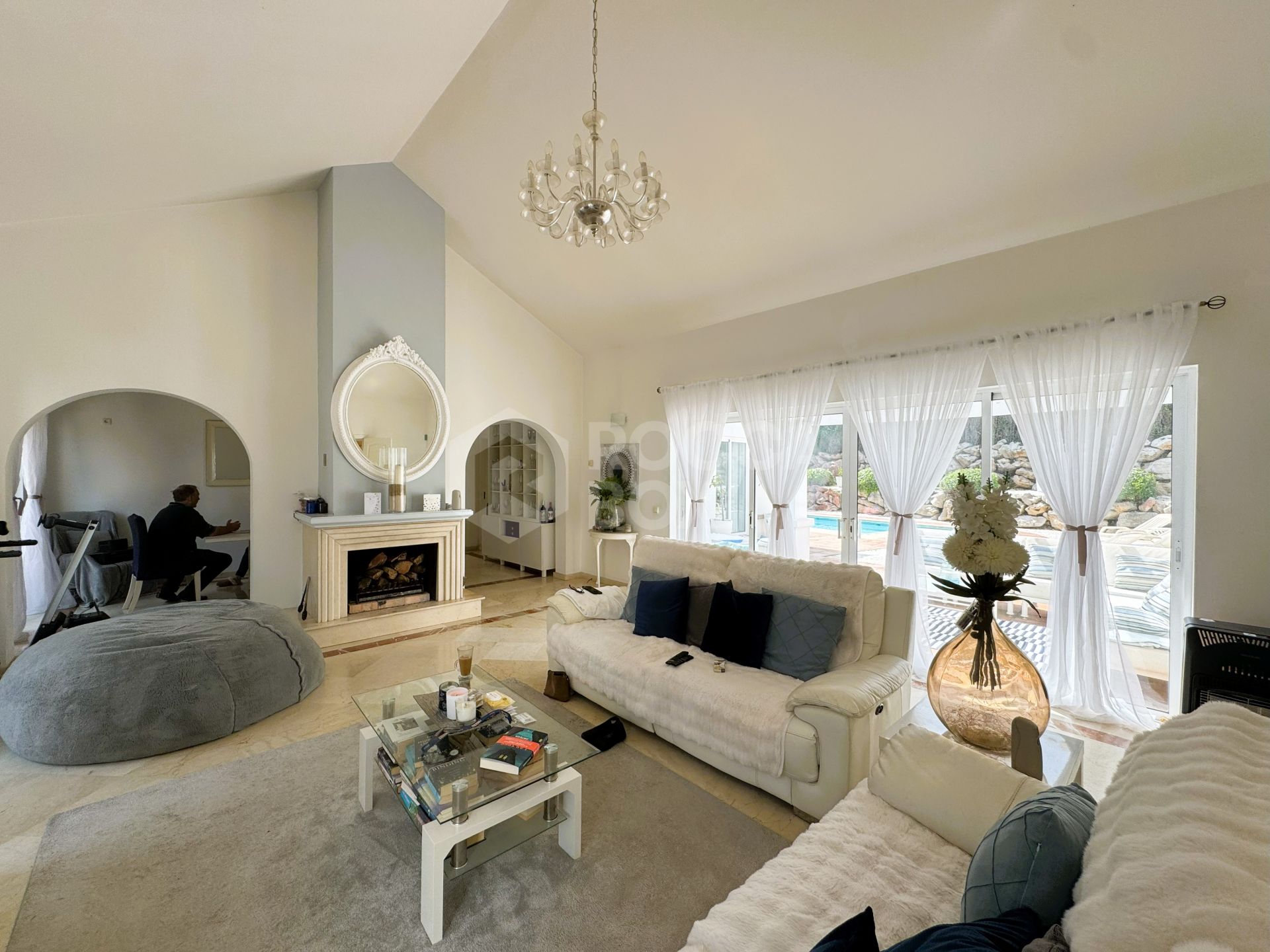 Charming Villa for Sale in Zona B, Sotogrande Costa
