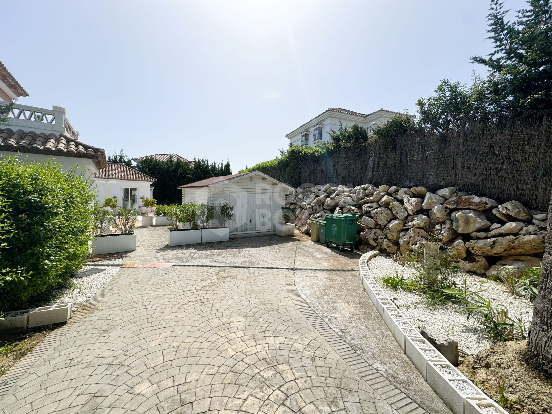 Charming Villa for Sale in Zona B, Sotogrande Costa