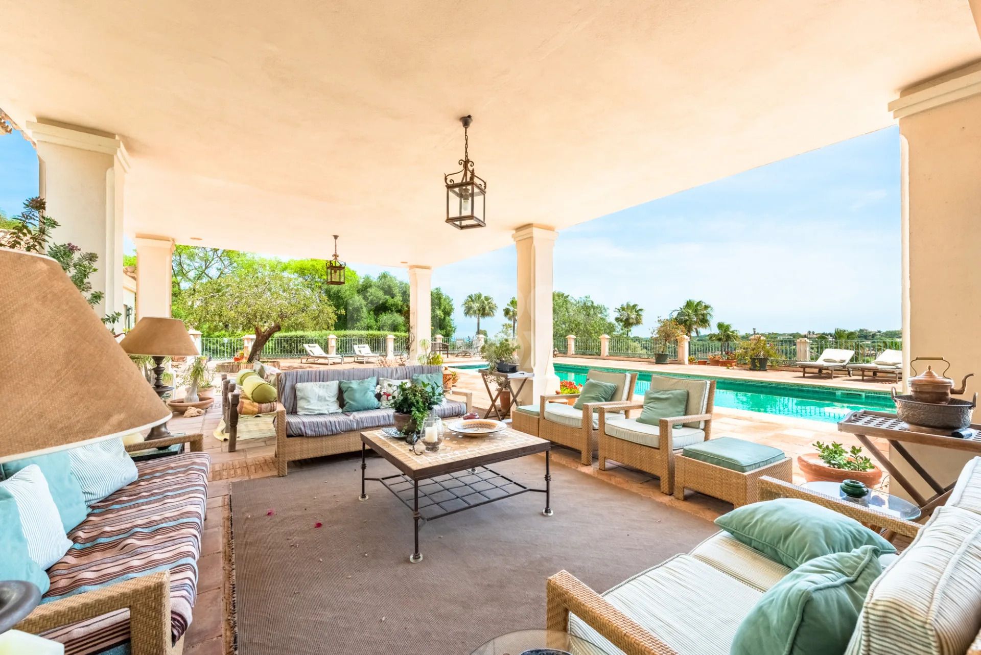 Spacious 9-Bedroom Villa with Panoramic Views in Sotogrande Alto