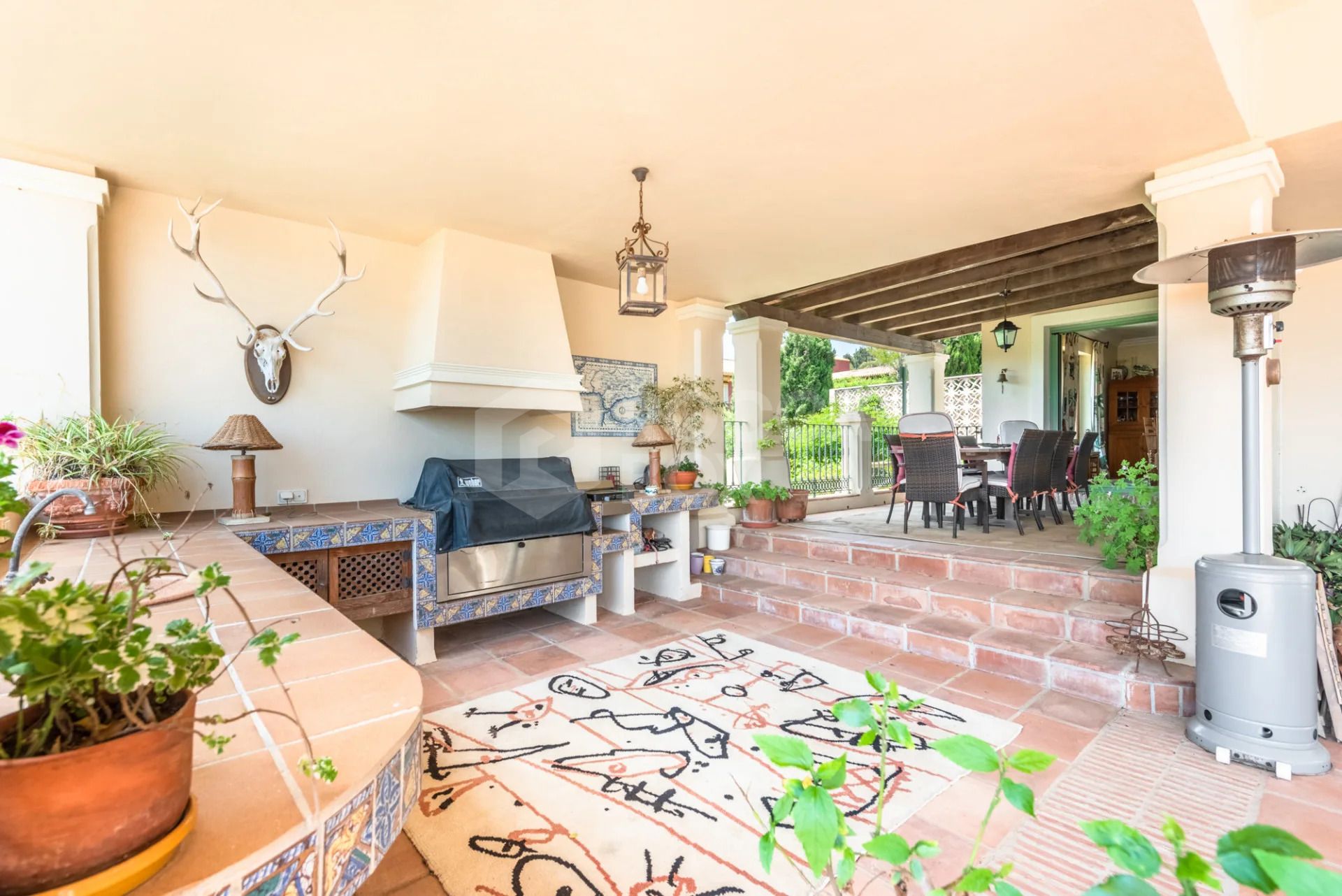 Spacious 9-Bedroom Villa with Panoramic Views in Sotogrande Alto