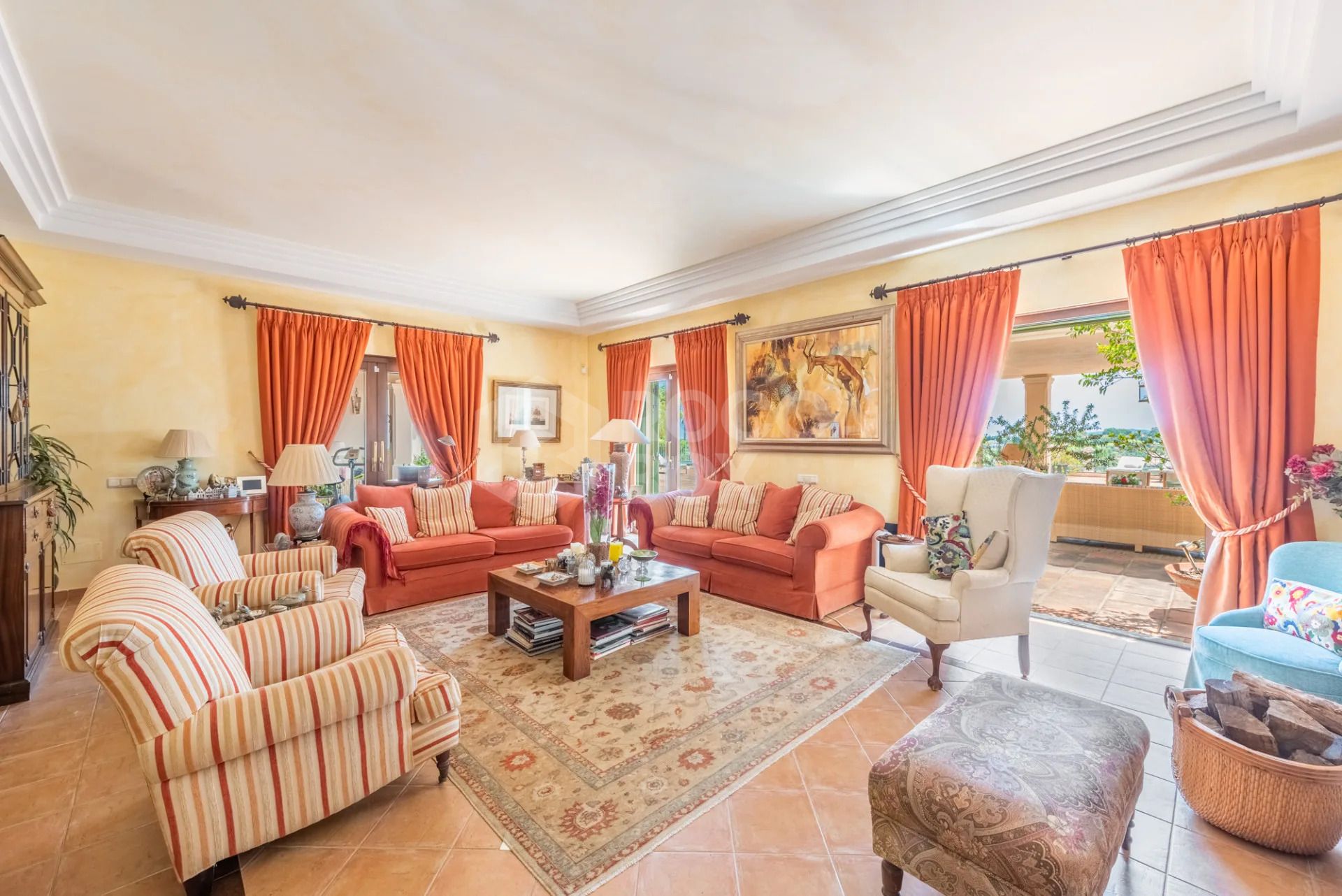 Spacious 9-Bedroom Villa with Panoramic Views in Sotogrande Alto