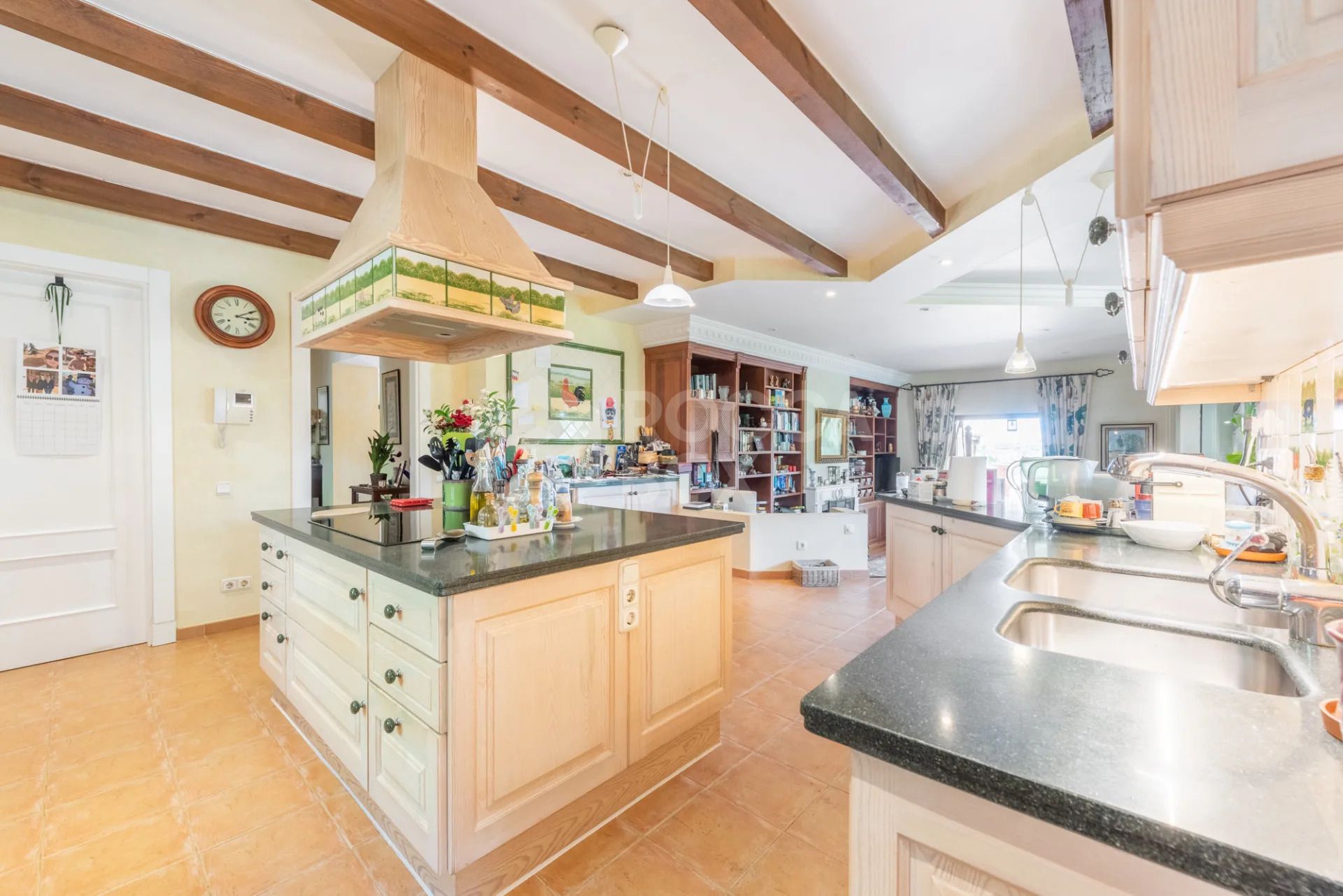 Spacious 9-Bedroom Villa with Panoramic Views in Sotogrande Alto