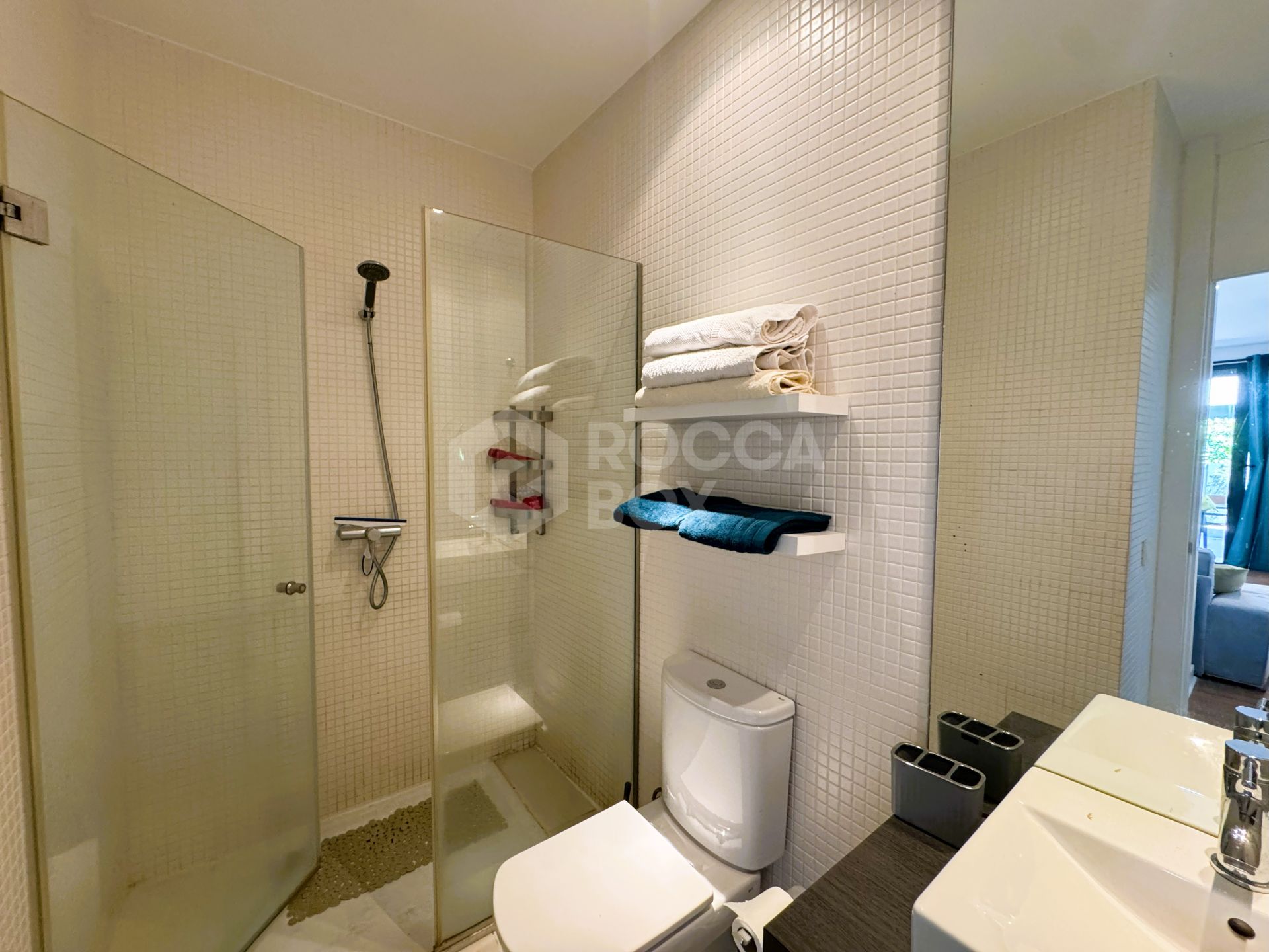 Spacious Four-Bedroom Town House in Polo Sur, San Enrique de Guadiaro