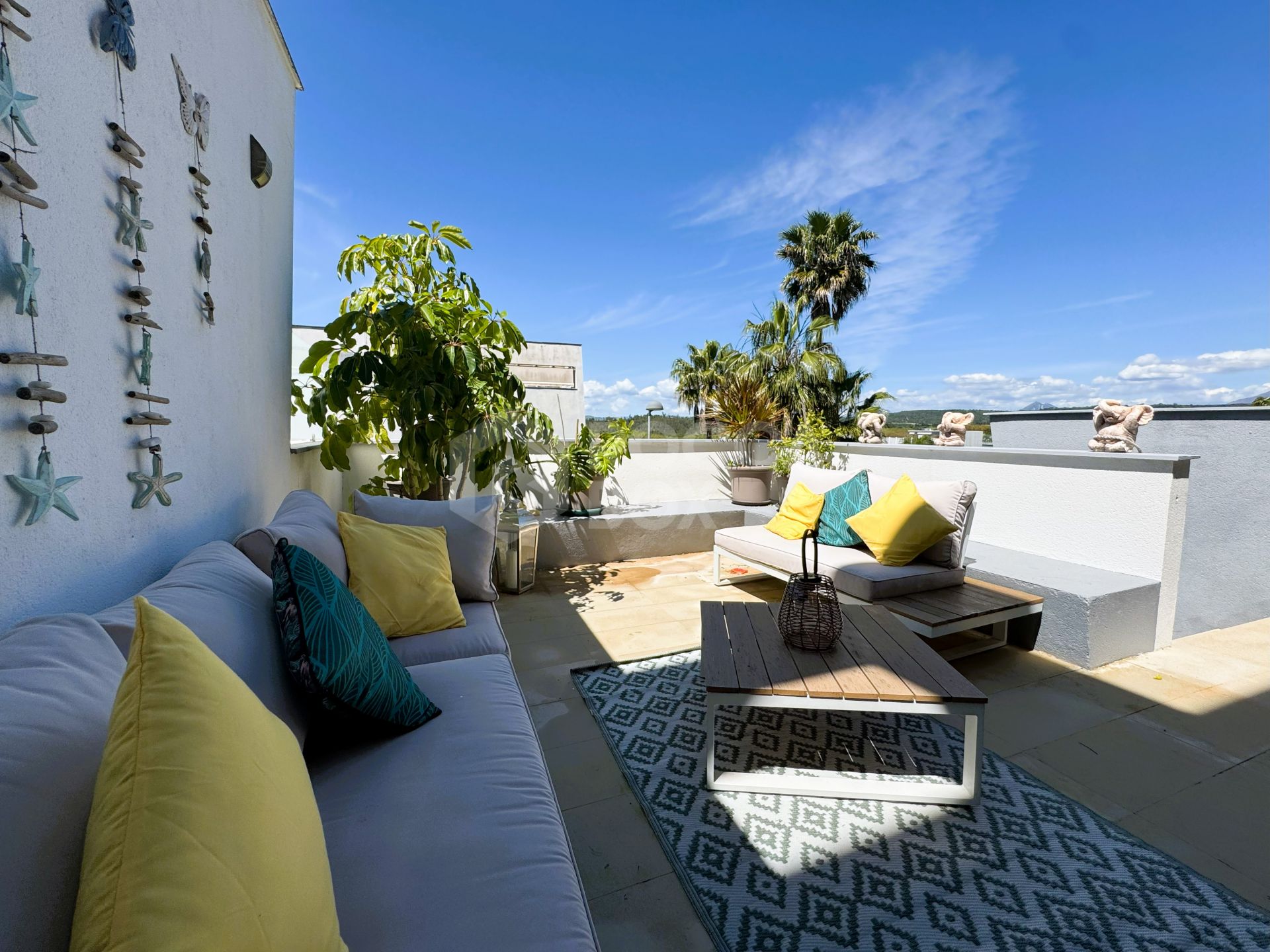 Spacious Four-Bedroom Town House in Polo Sur, San Enrique de Guadiaro
