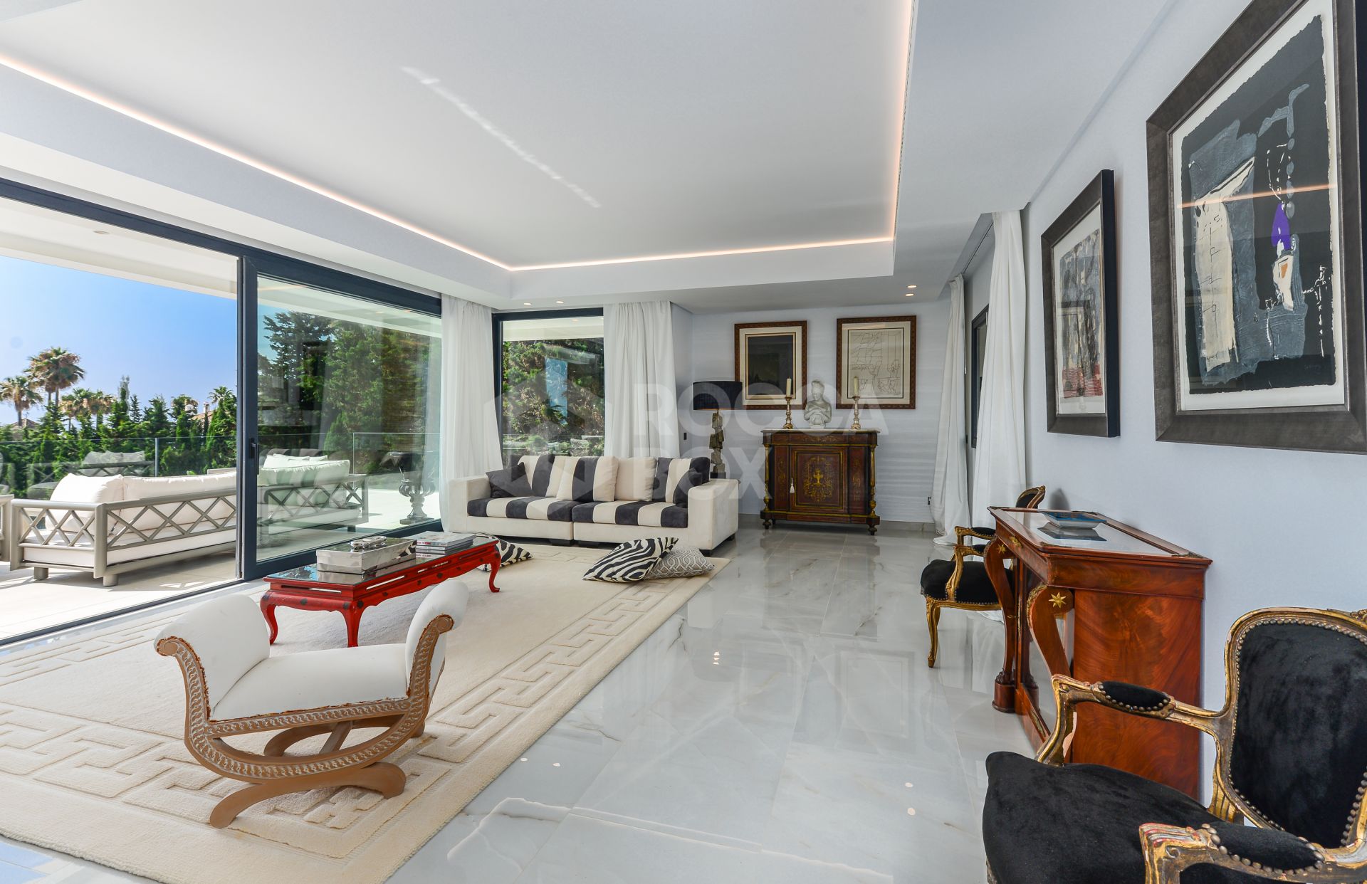 Luxury Villa with Panoramic Sea Views in La Paloma, Manilva