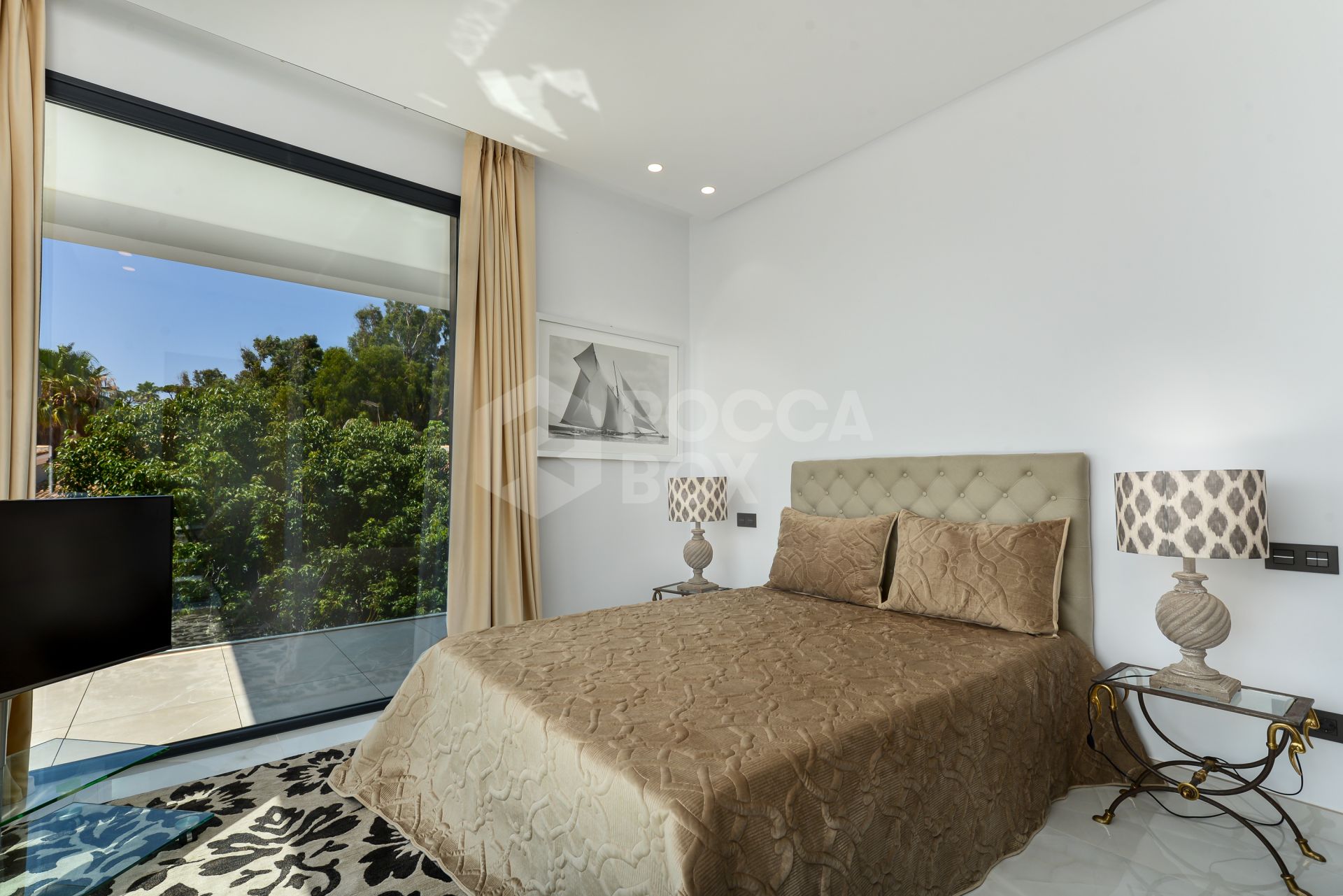 Luxury Villa with Panoramic Sea Views in La Paloma, Manilva