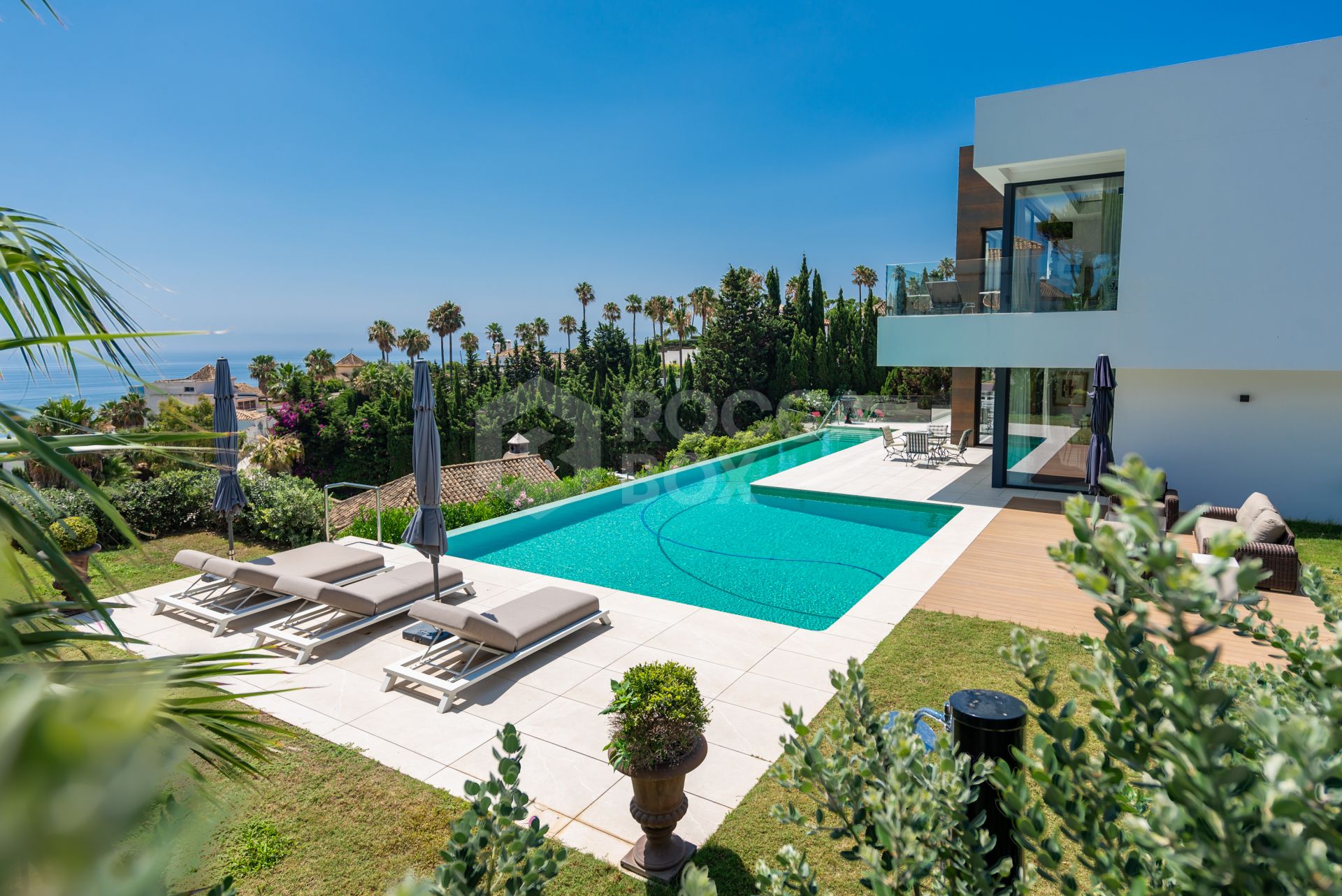 Luxury Villa with Panoramic Sea Views in La Paloma, Manilva
