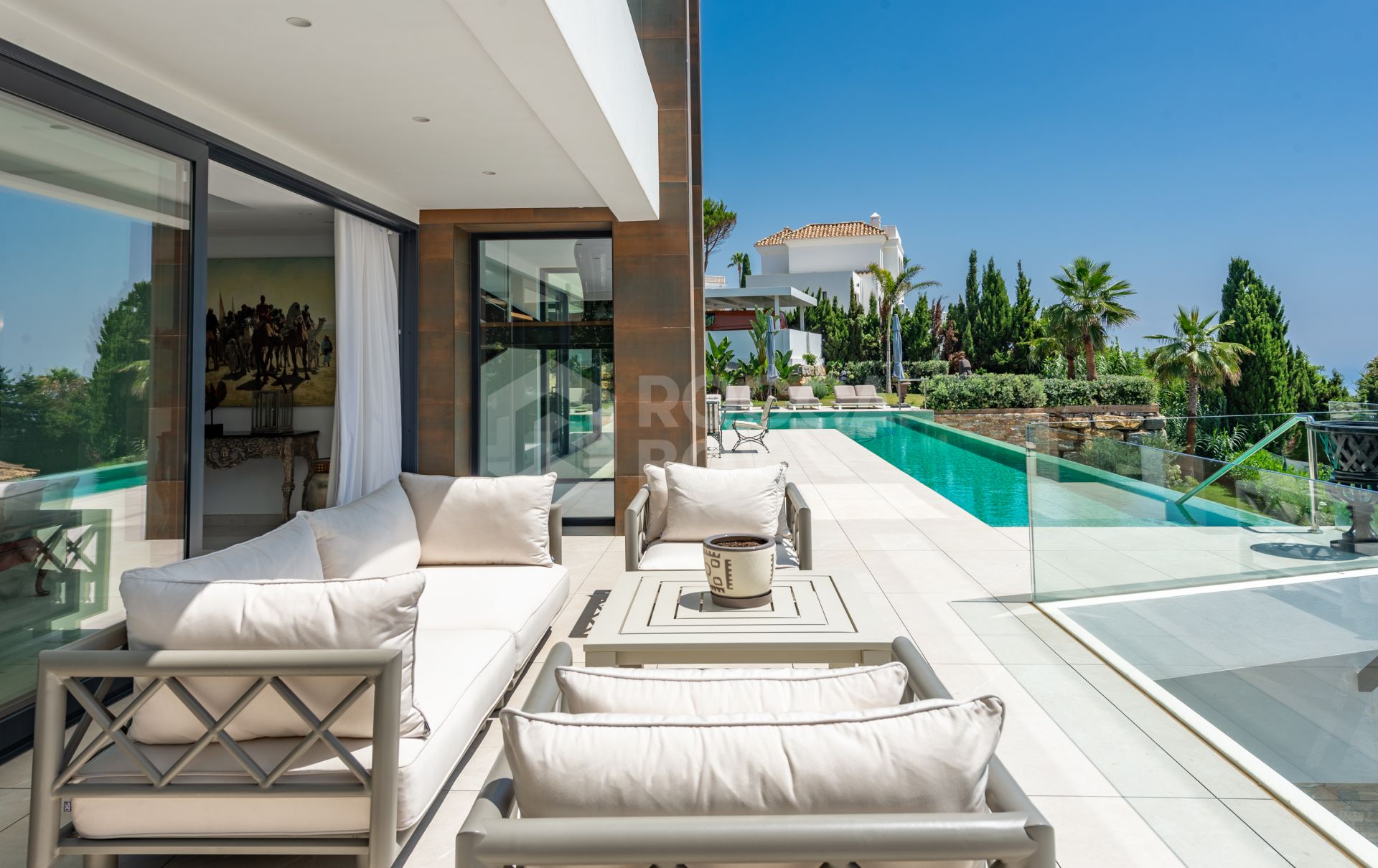 Luxury Villa with Panoramic Sea Views in La Paloma, Manilva