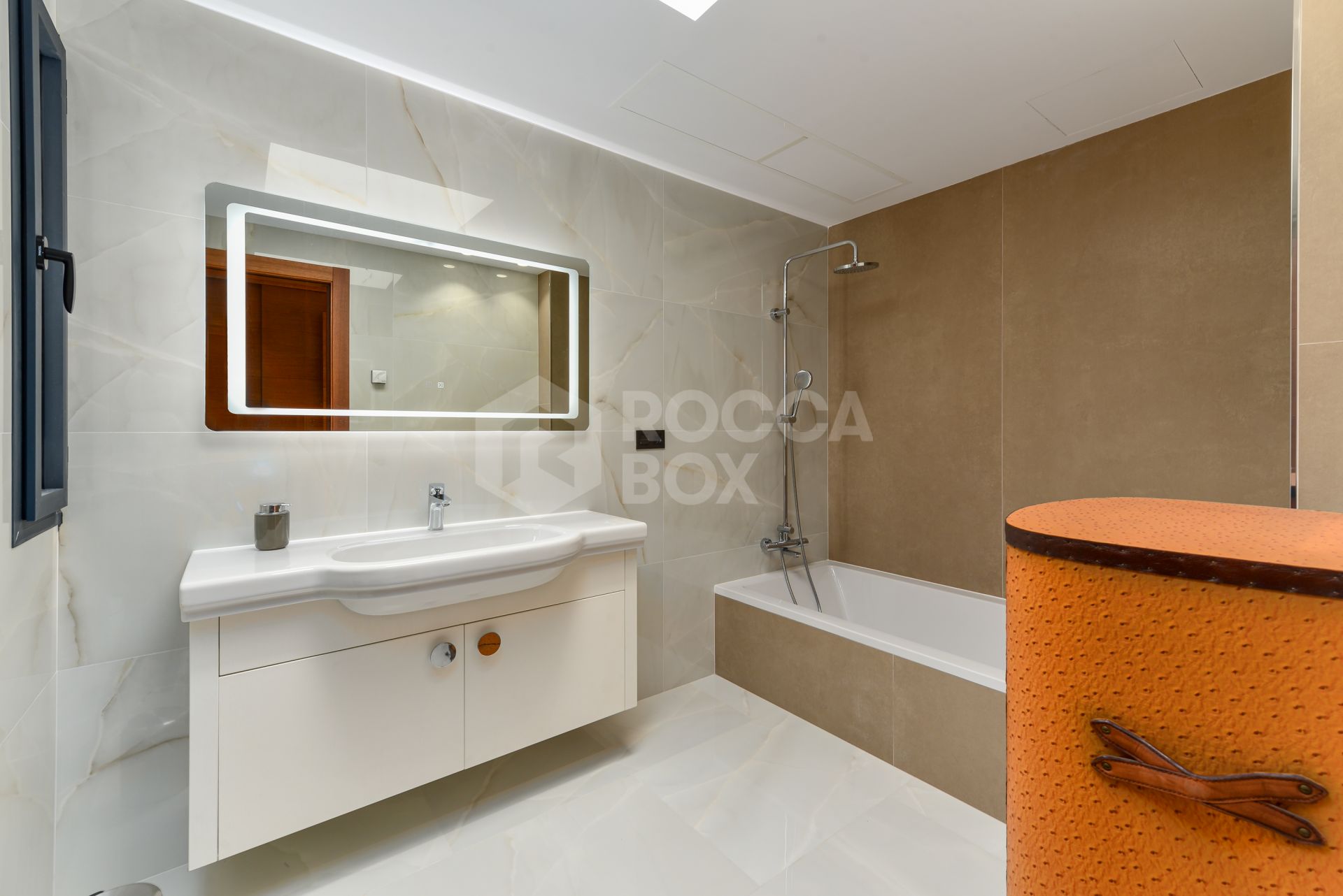 Luxury Villa with Panoramic Sea Views in La Paloma, Manilva