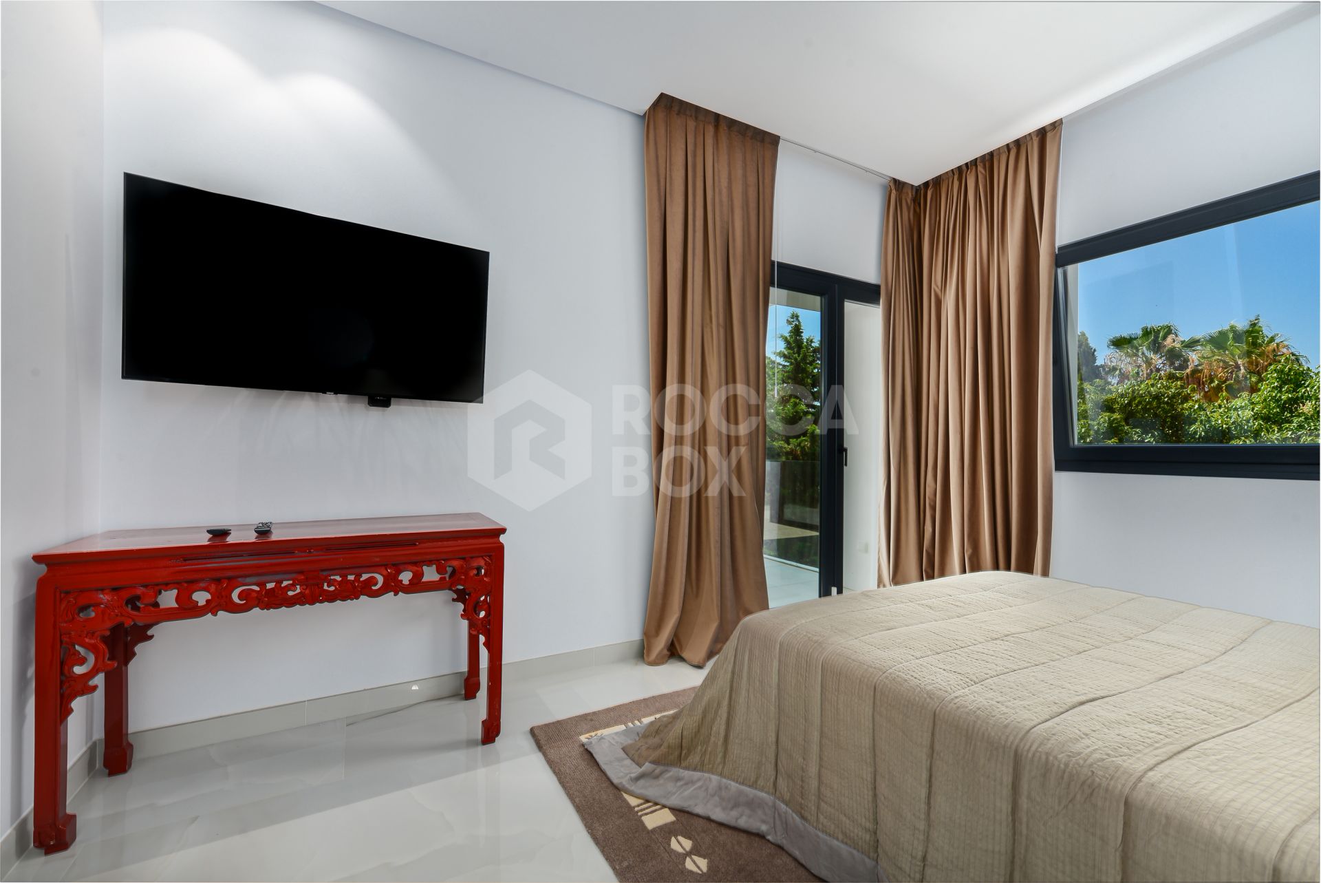 Luxury Villa with Panoramic Sea Views in La Paloma, Manilva