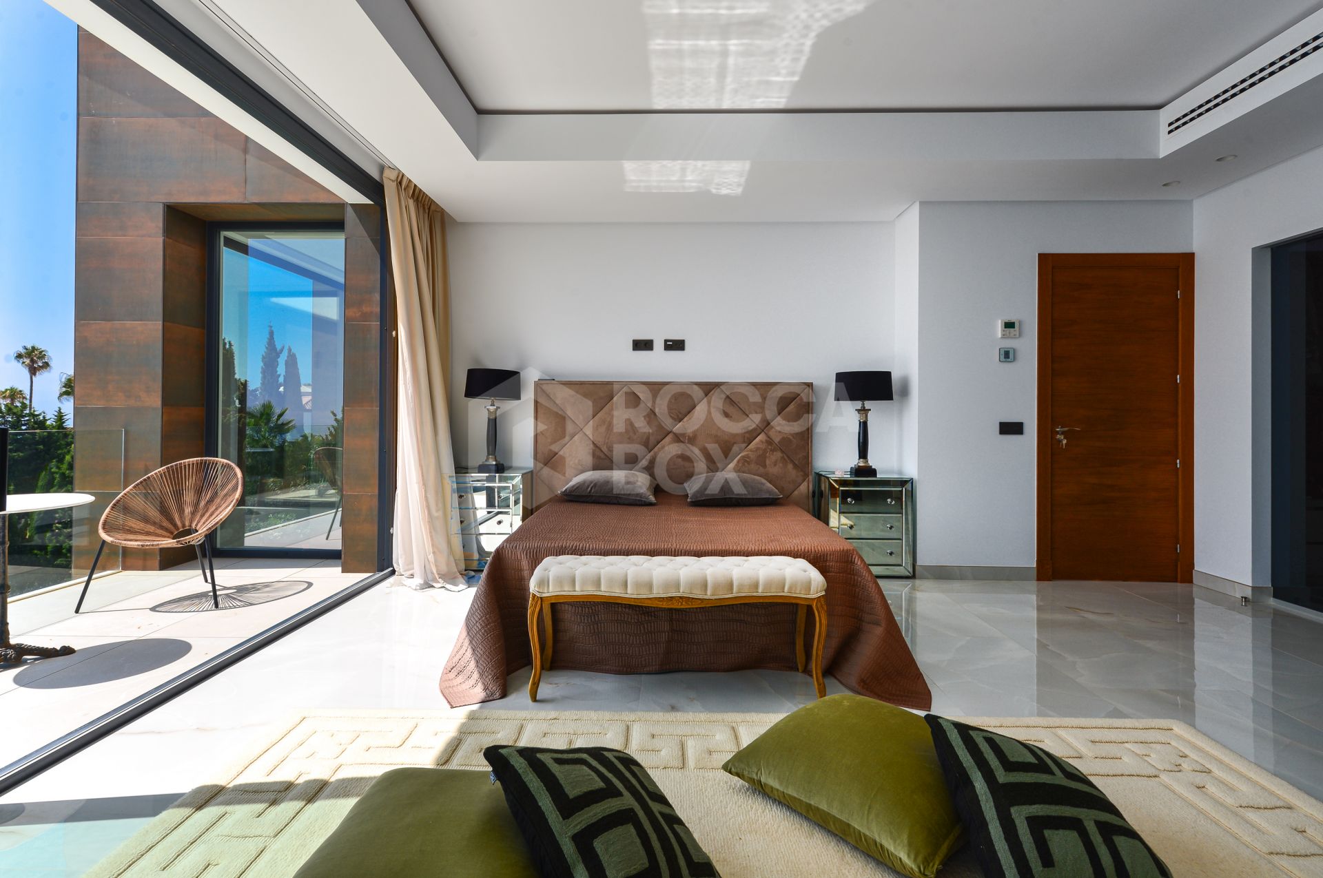 Luxury Villa with Panoramic Sea Views in La Paloma, Manilva