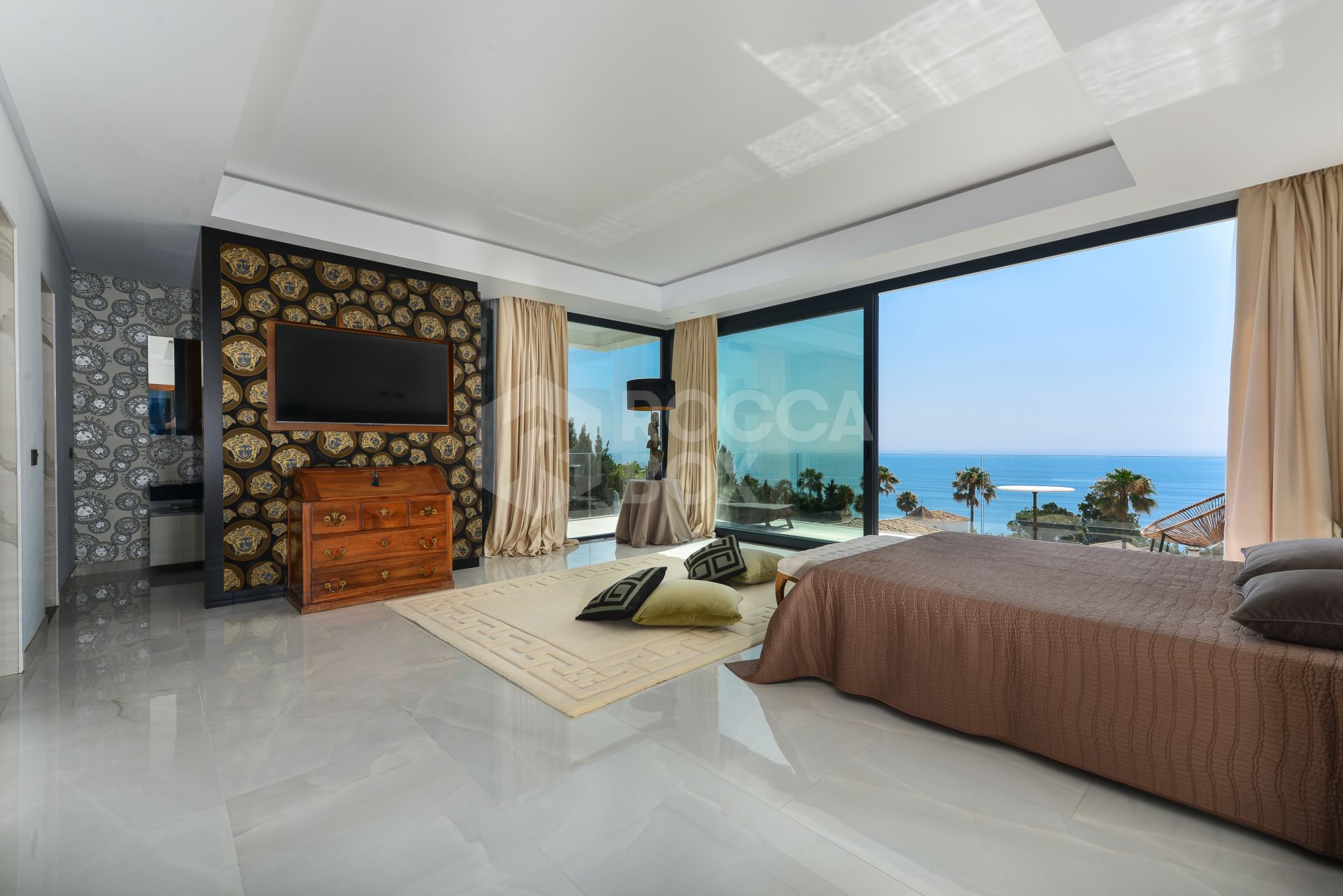 Luxury Villa with Panoramic Sea Views in La Paloma, Manilva