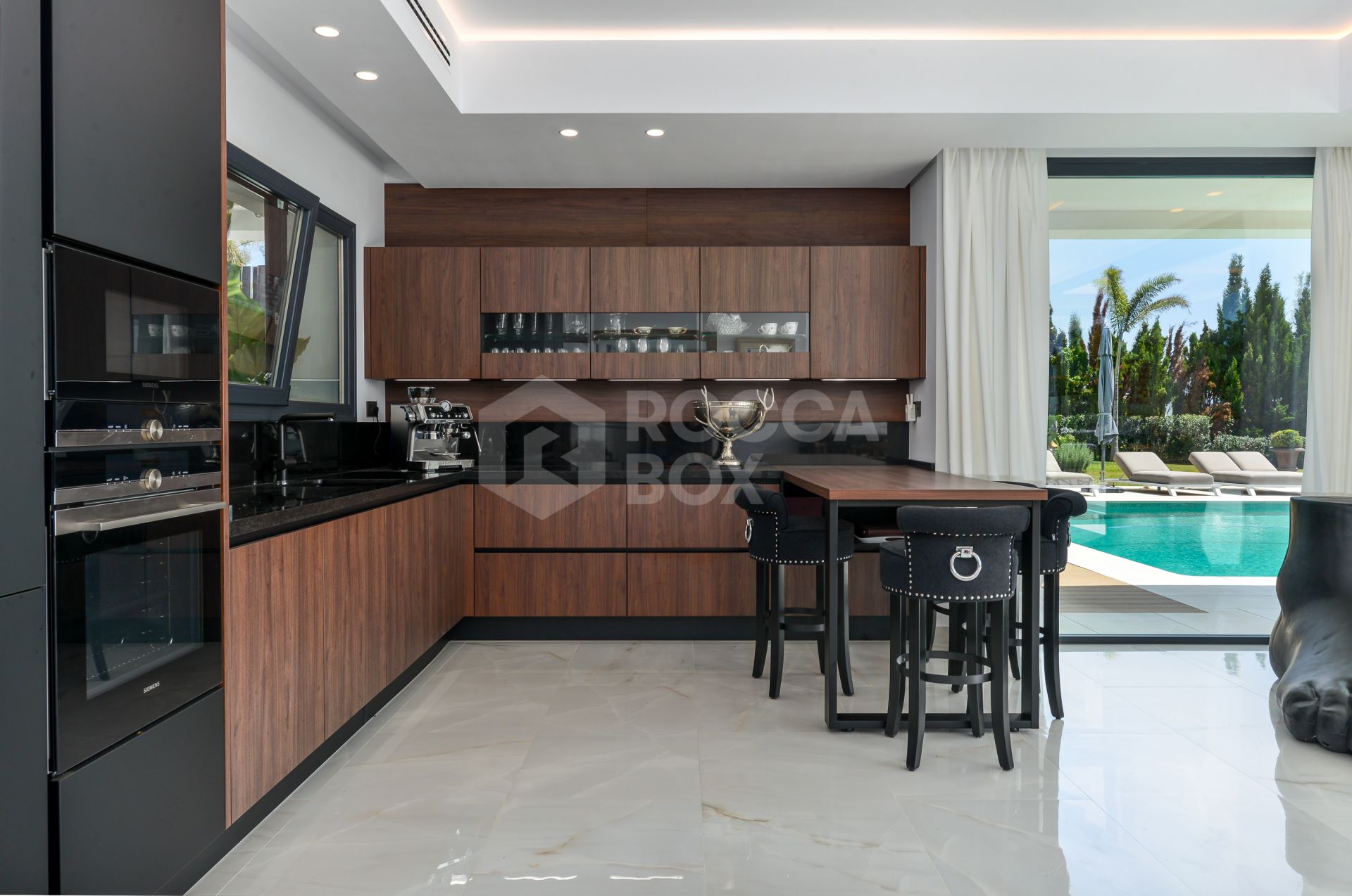 Luxury Villa with Panoramic Sea Views in La Paloma, Manilva