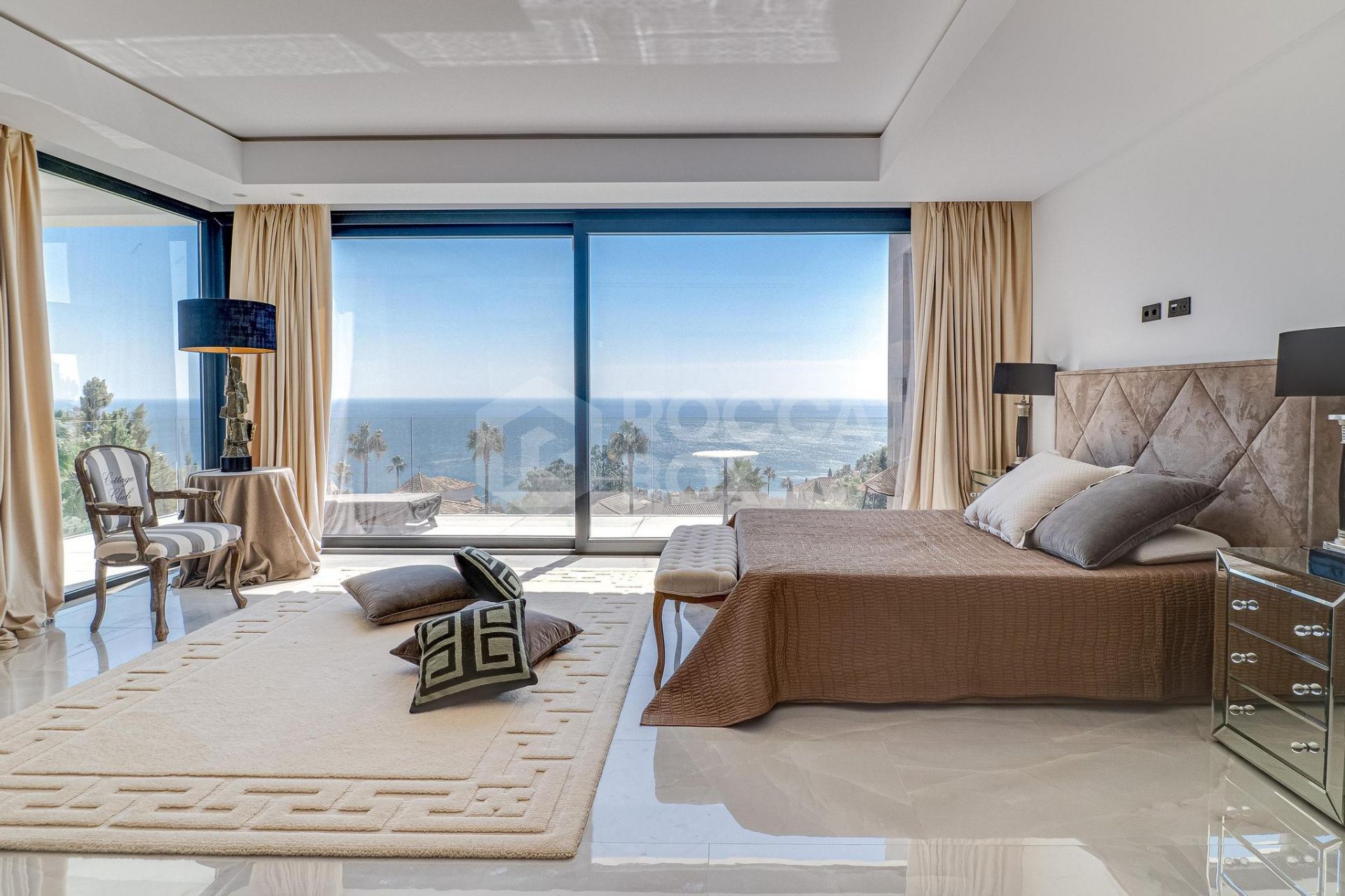 Luxury Villa with Panoramic Sea Views in La Paloma, Manilva