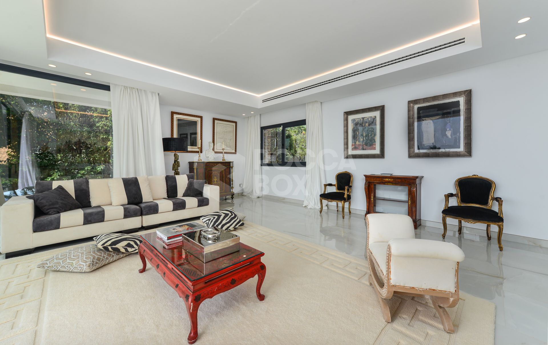 Luxury Villa with Panoramic Sea Views in La Paloma, Manilva