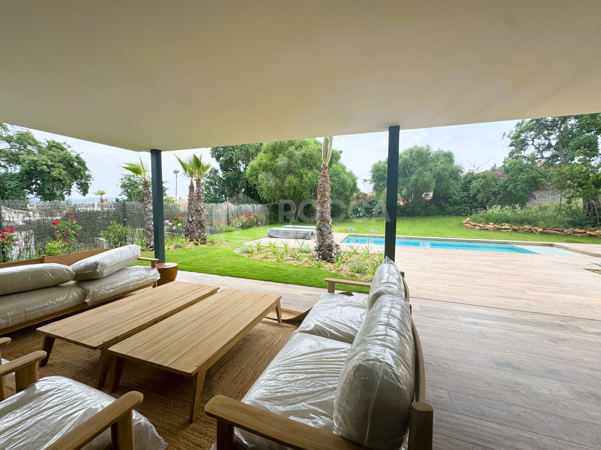 Villa KOA by Lago Architects: New Built Villa for Sale in Sotogrande Costa
