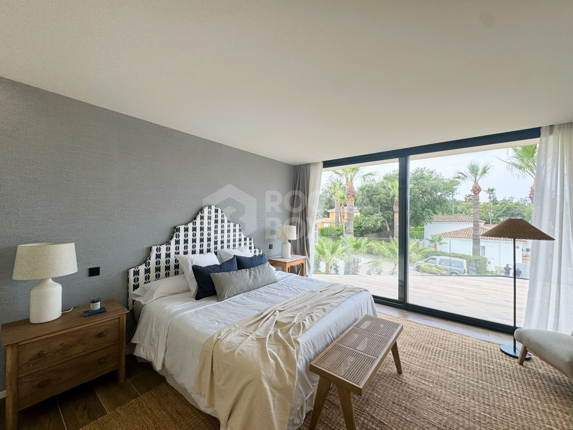 Villa KOA by Lago Architects: New Built Villa for Sale in Sotogrande Costa