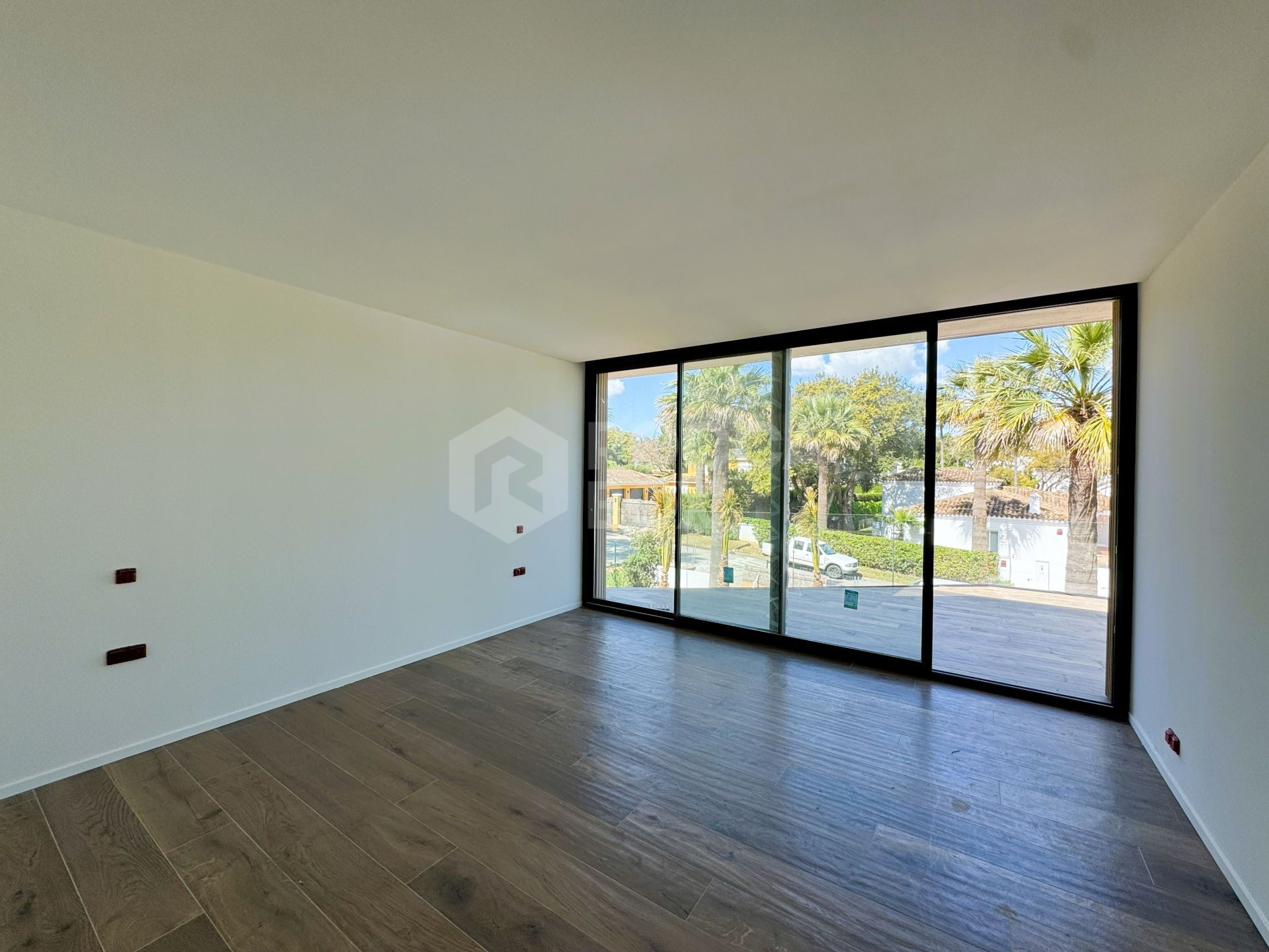 Villa KOA: Contemporary Five-Bedroom Villa in Sotogrande Costa