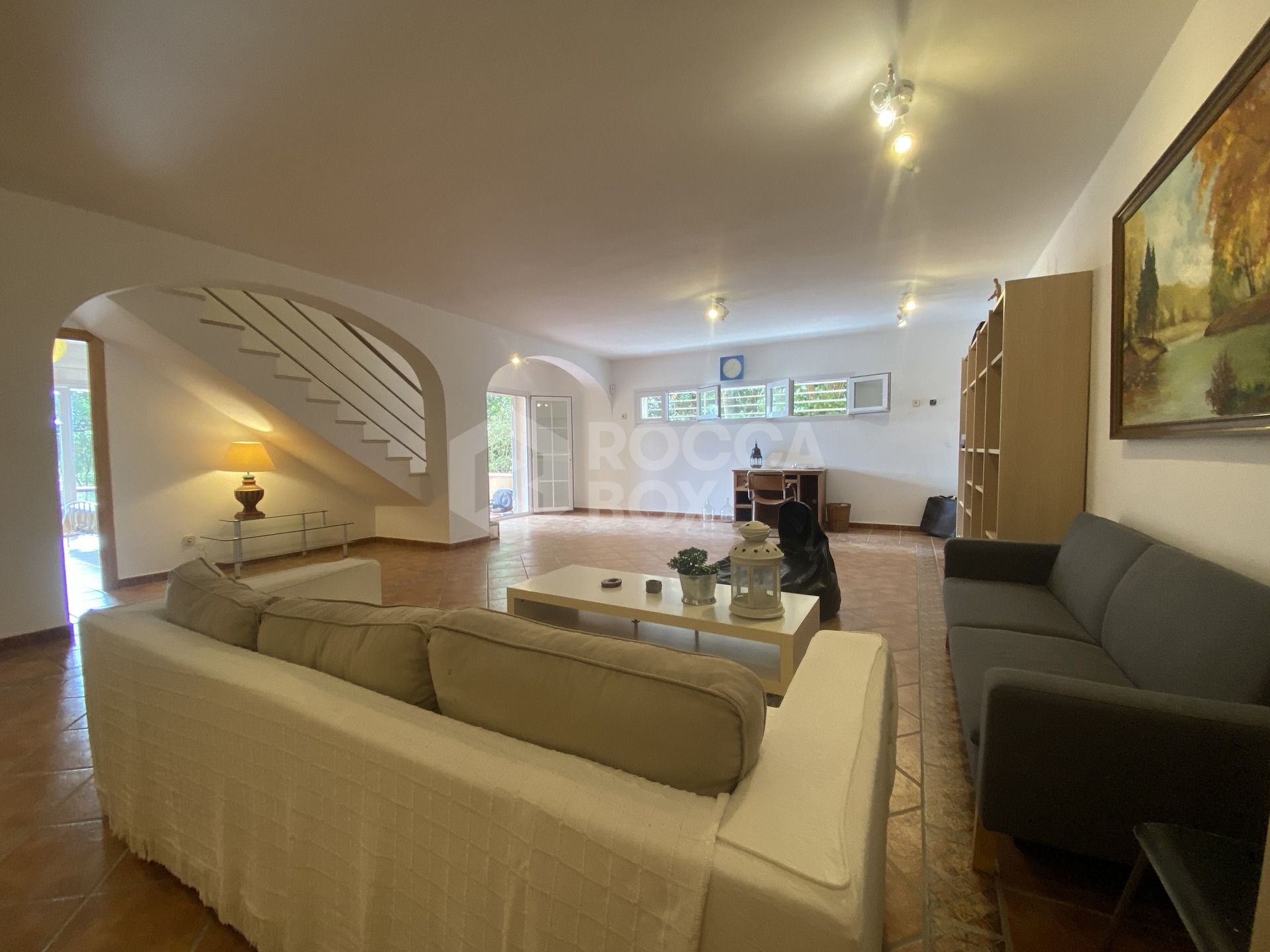 Villa for renovation in Sotogrande Alto