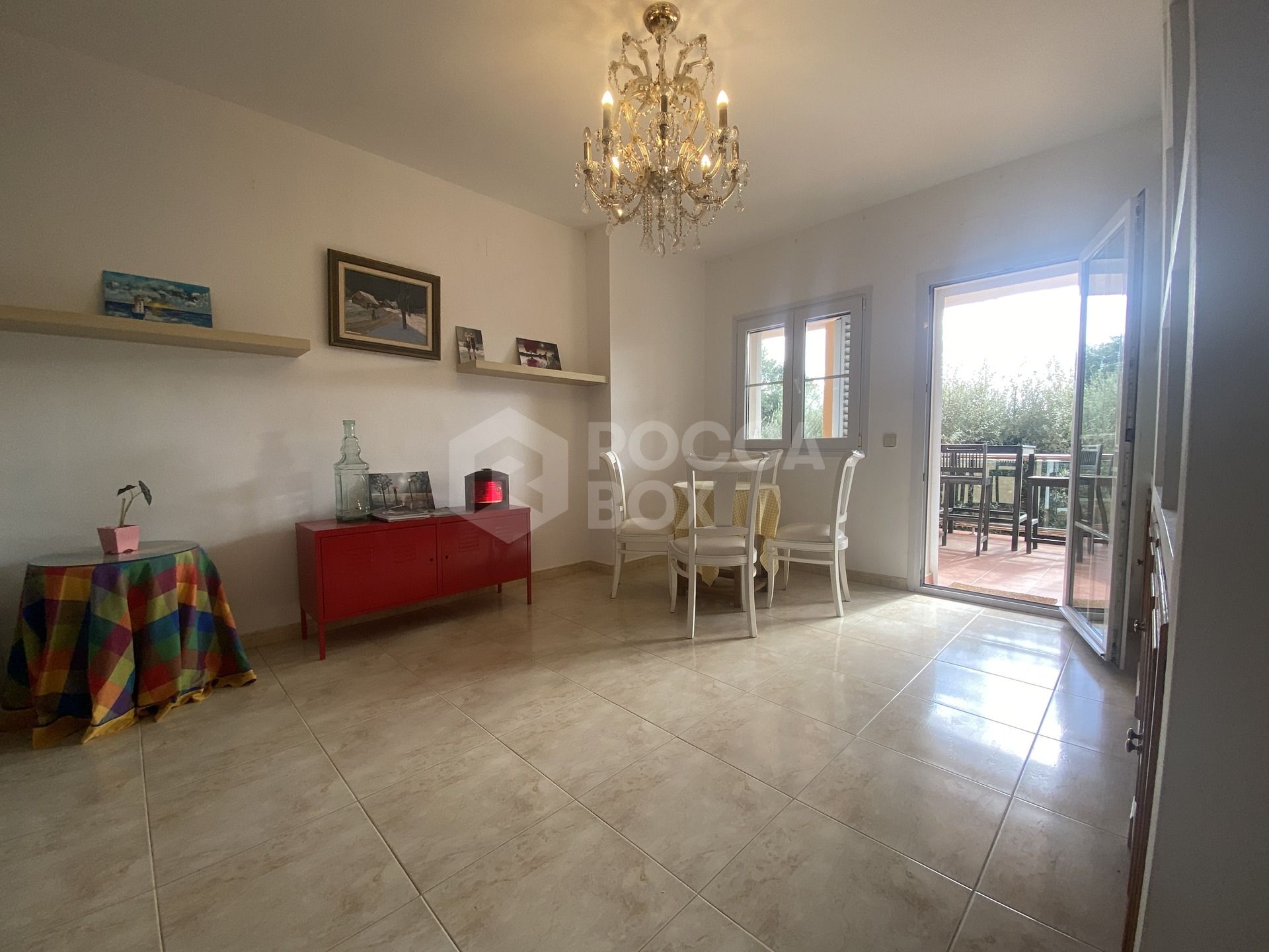 Villa for renovation in Sotogrande Alto