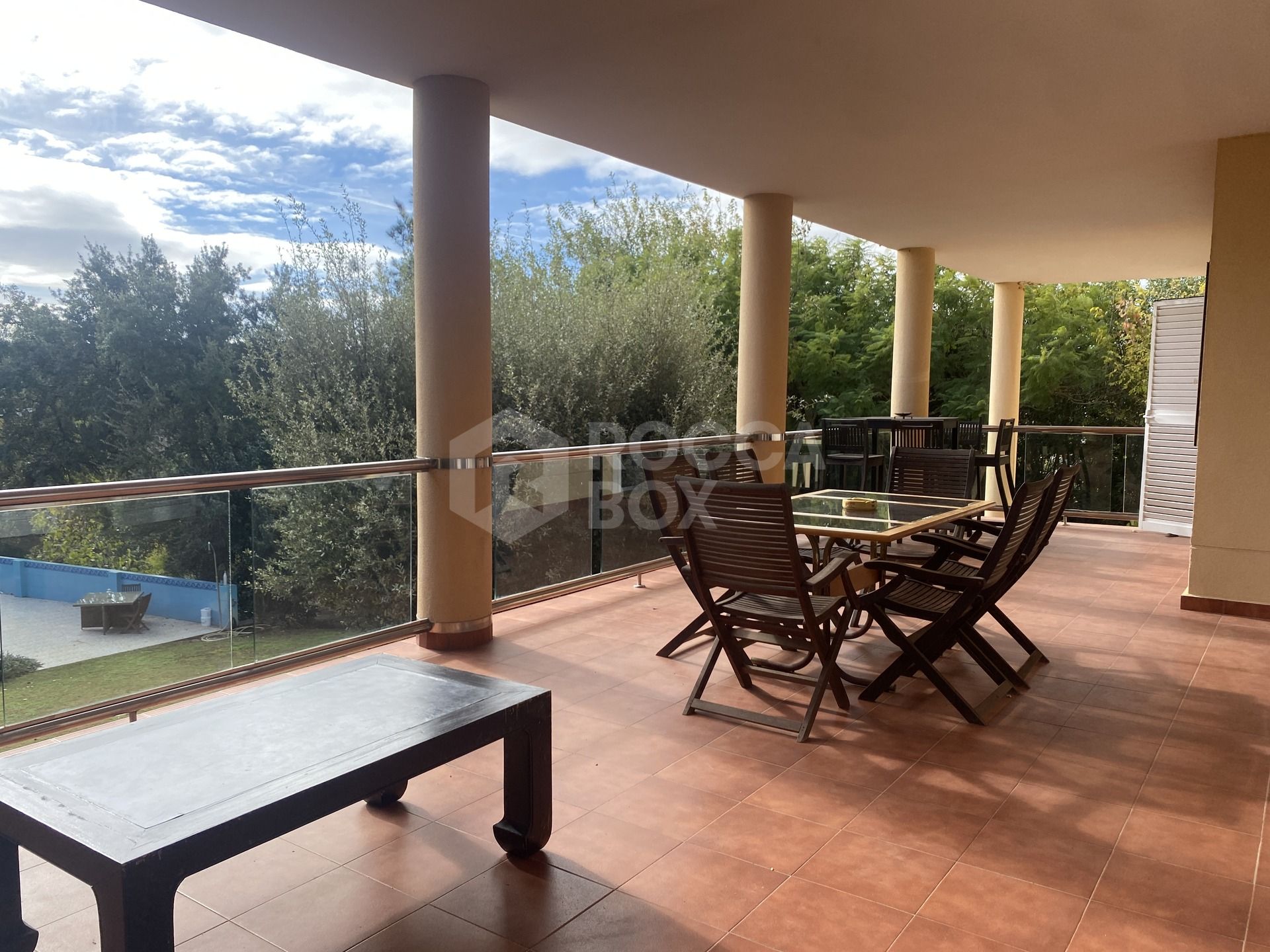 Villa for renovation in Sotogrande Alto