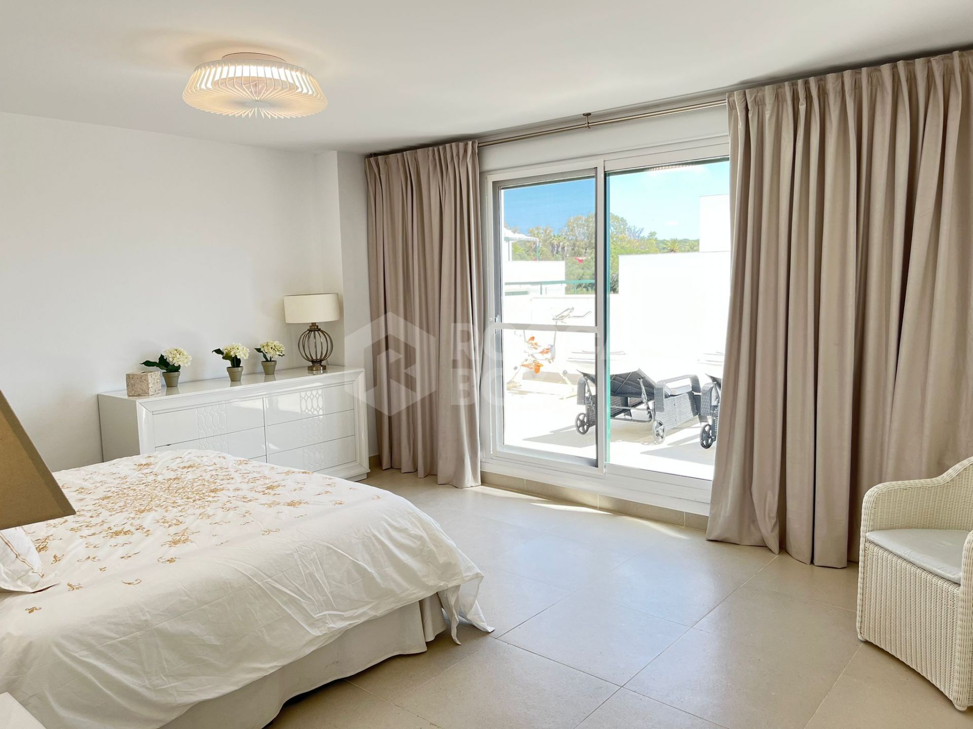 Penthouse Senda Chica - Spacious Modern apartment in La Reserva, Sotogrande